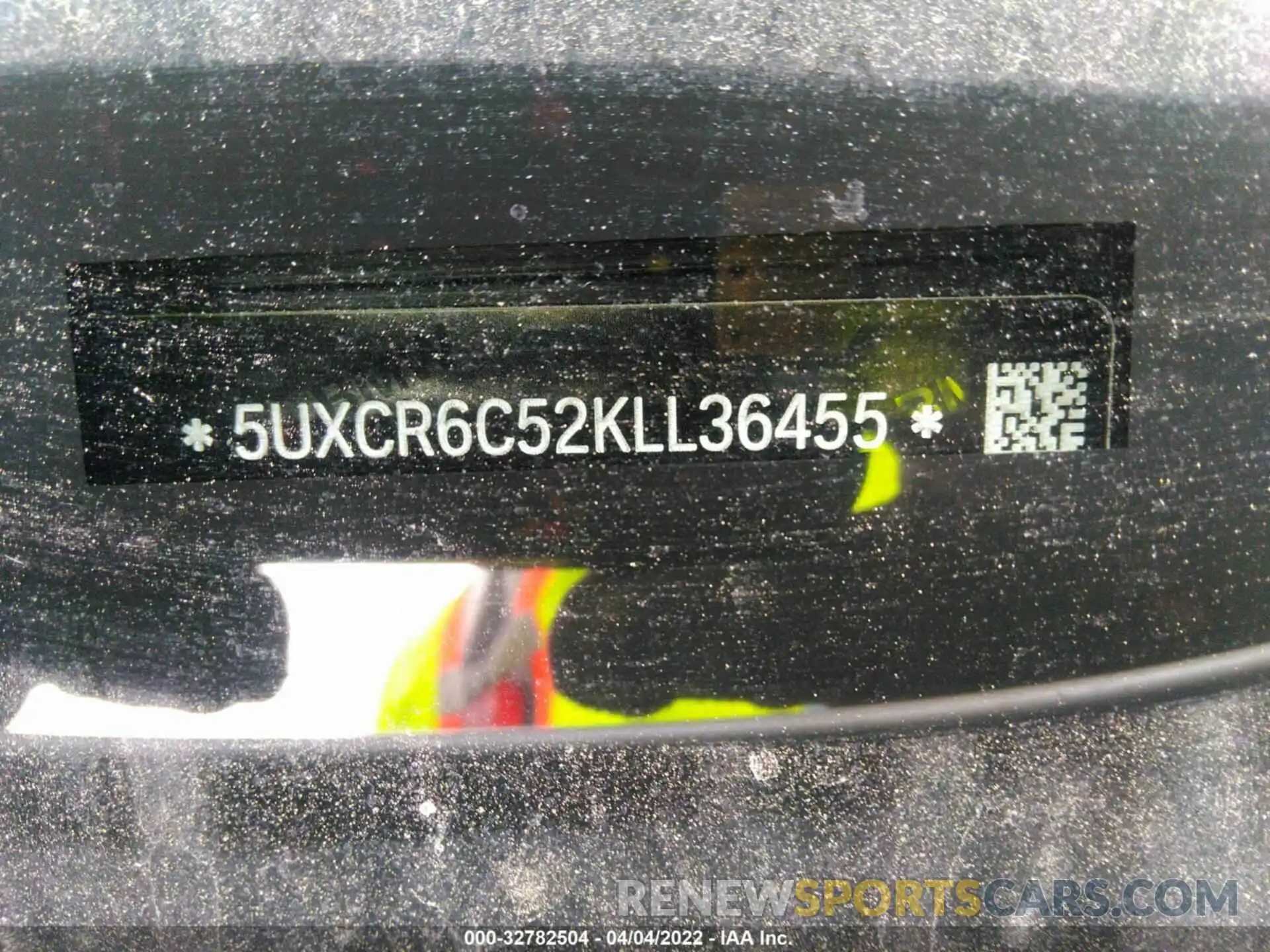 9 Photograph of a damaged car 5UXCR6C52KLL36455 BMW X5 2019