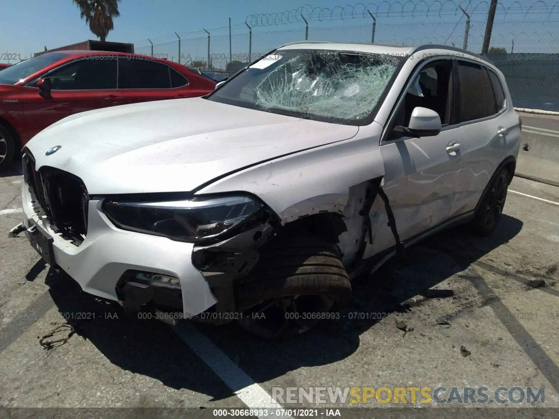 2 Photograph of a damaged car 5UXCR6C52KLL51800 BMW X5 2019