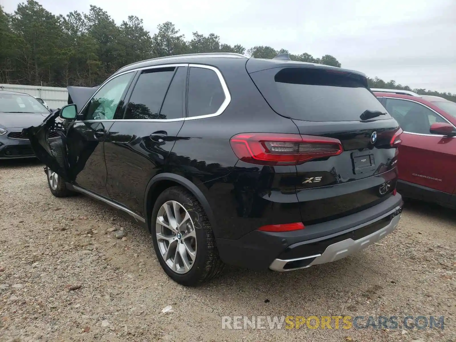 3 Photograph of a damaged car 5UXCR6C52KLL65065 BMW X5 2019