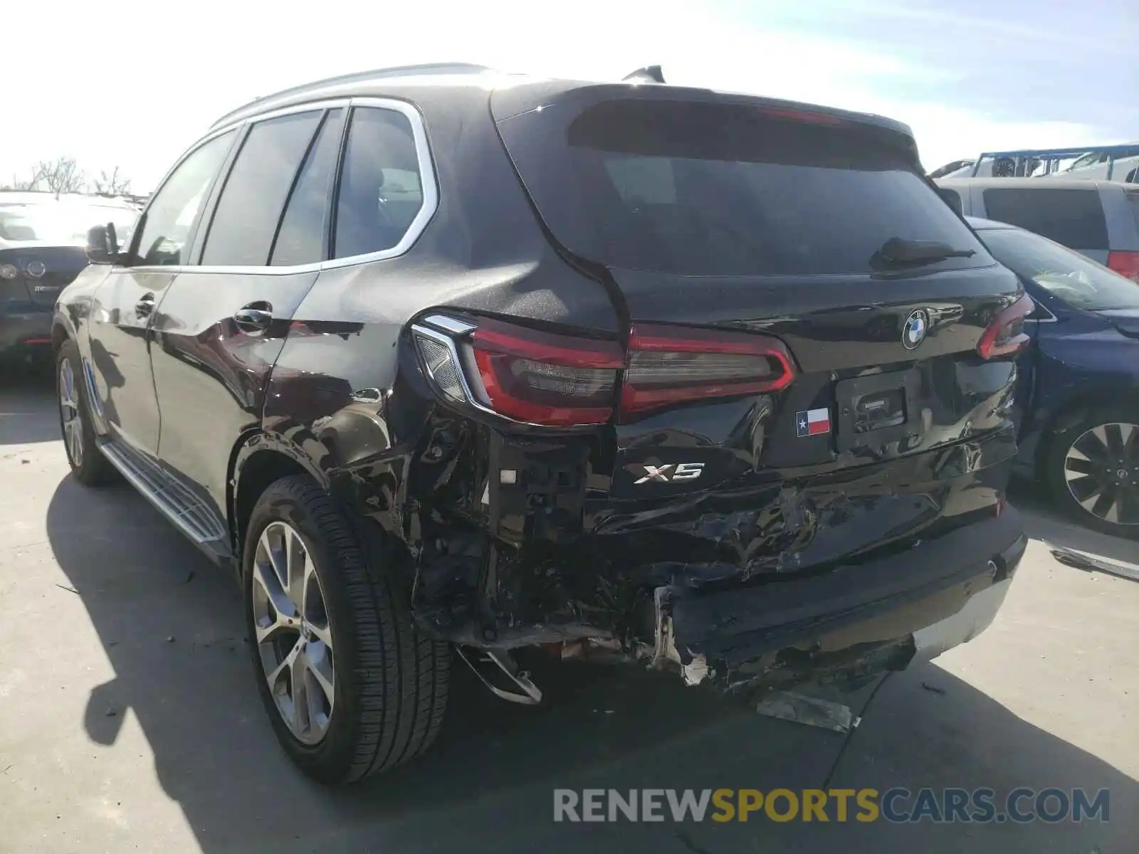 3 Photograph of a damaged car 5UXCR6C53KLK81630 BMW X5 2019