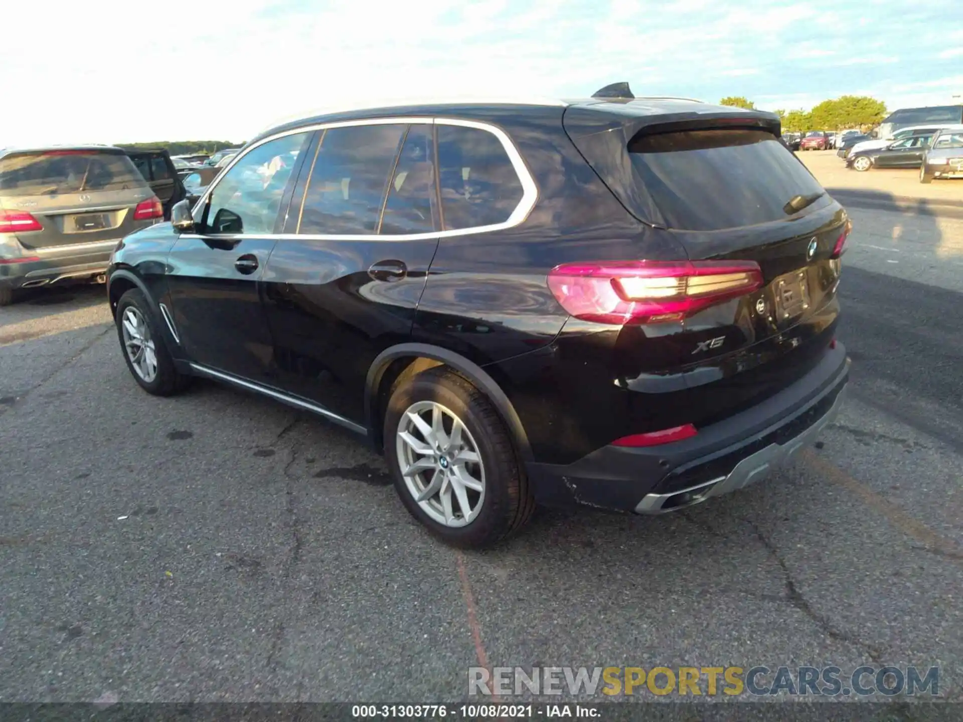 3 Photograph of a damaged car 5UXCR6C53KLK83801 BMW X5 2019