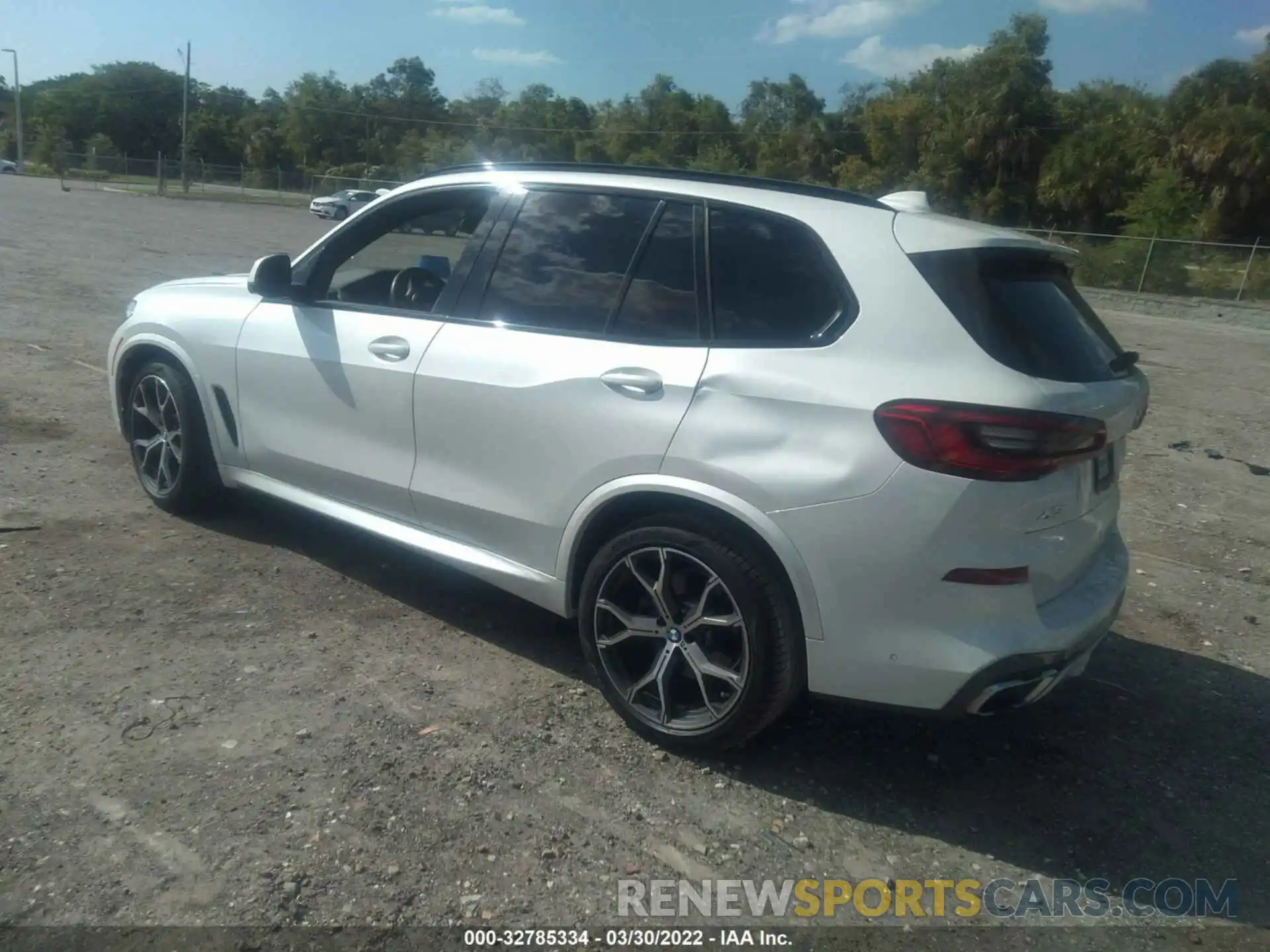 3 Photograph of a damaged car 5UXCR6C53KLK85130 BMW X5 2019