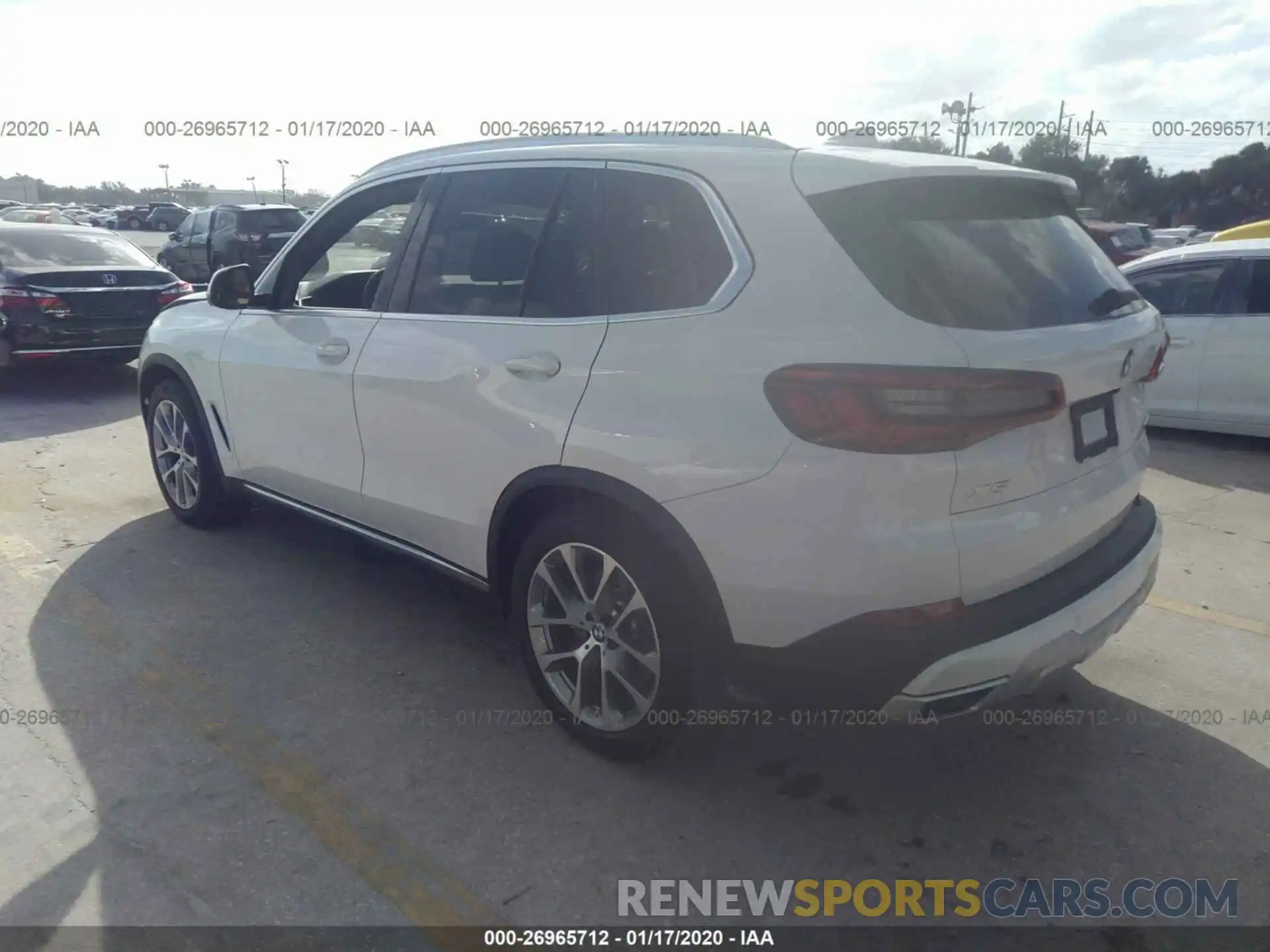 3 Photograph of a damaged car 5UXCR6C53KLK86908 BMW X5 2019