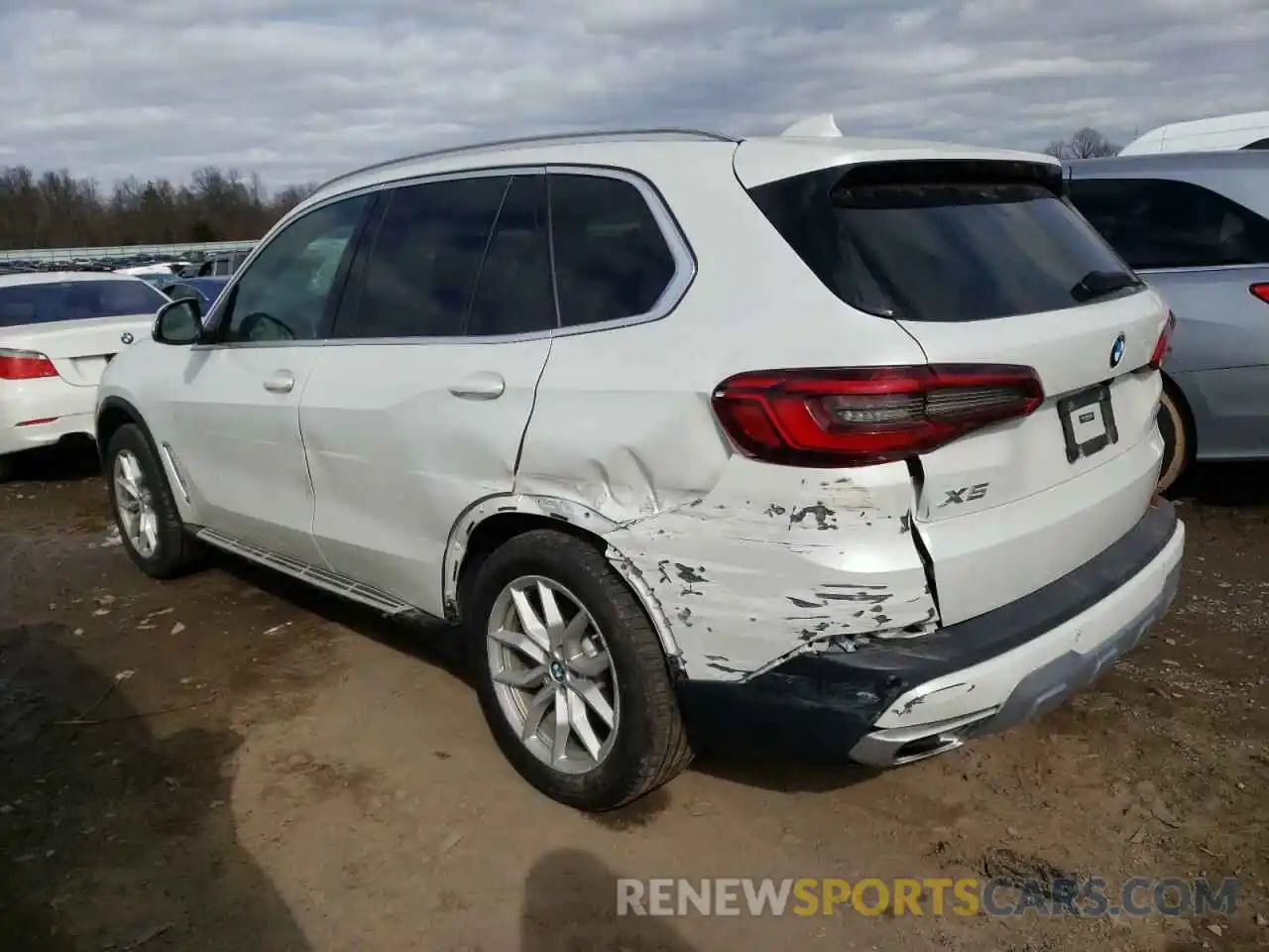 2 Фотография поврежденного автомобиля 5UXCR6C53KLL02699 BMW X5 2019