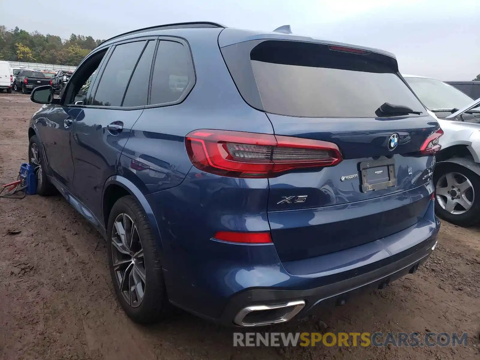 3 Фотография поврежденного автомобиля 5UXCR6C53KLL10463 BMW X5 2019