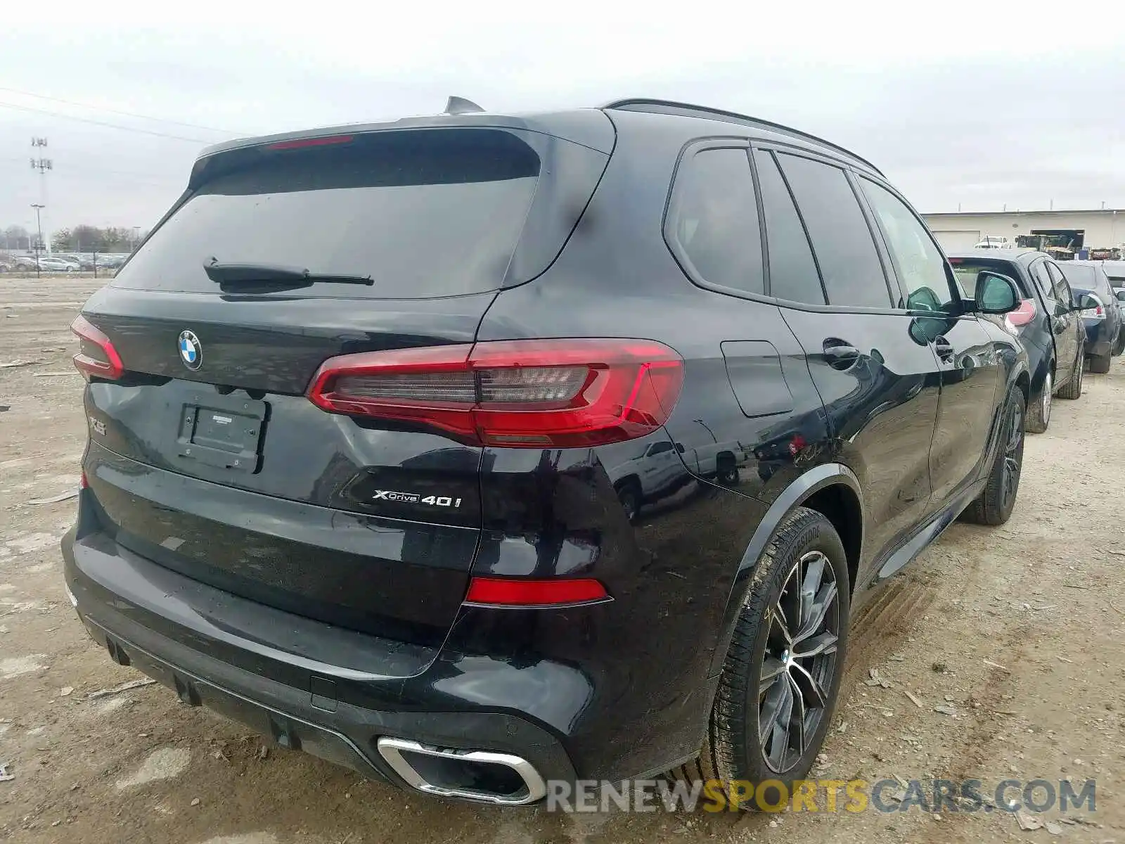 4 Photograph of a damaged car 5UXCR6C53KLL35296 BMW X5 2019