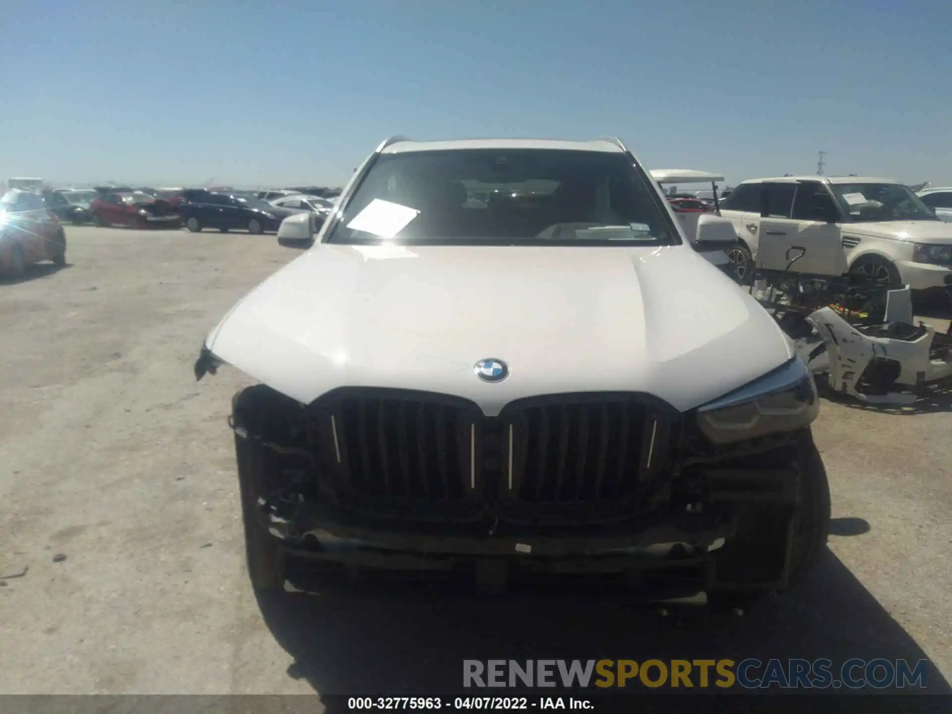 6 Photograph of a damaged car 5UXCR6C53KLL64572 BMW X5 2019