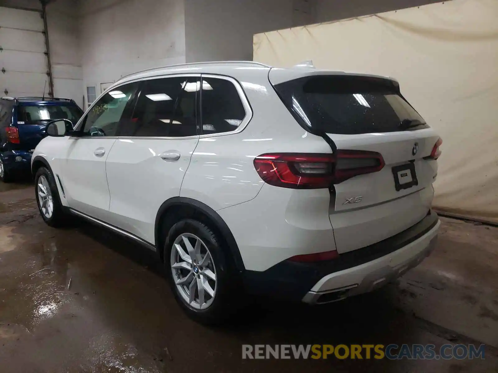 3 Photograph of a damaged car 5UXCR6C54KLK86948 BMW X5 2019