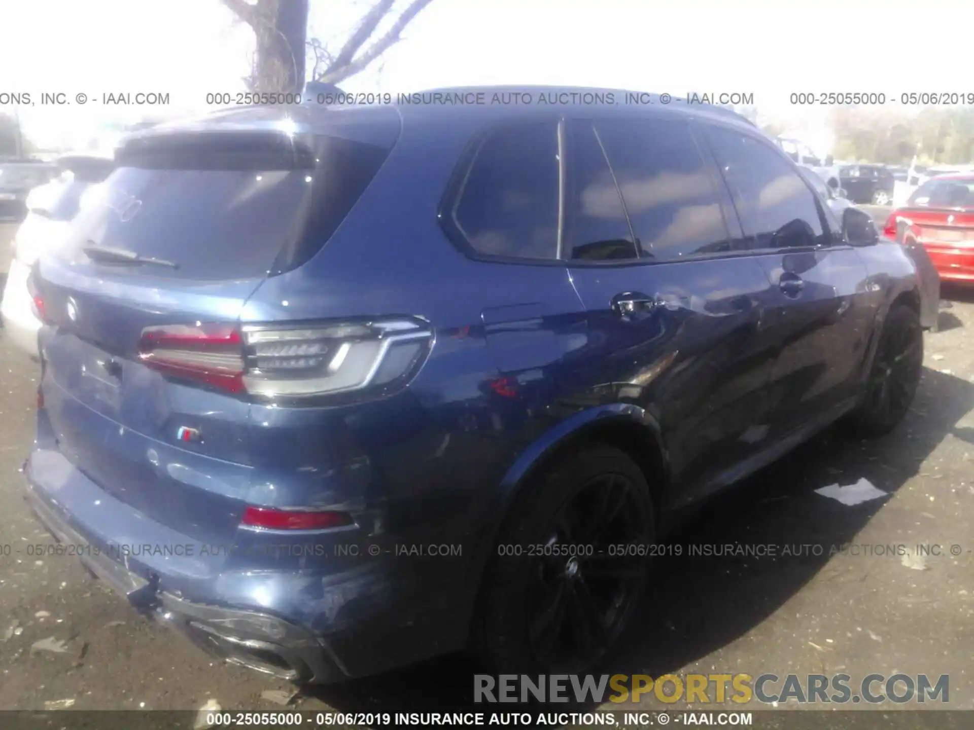 4 Photograph of a damaged car 5UXCR6C54KLK87632 BMW X5 2019