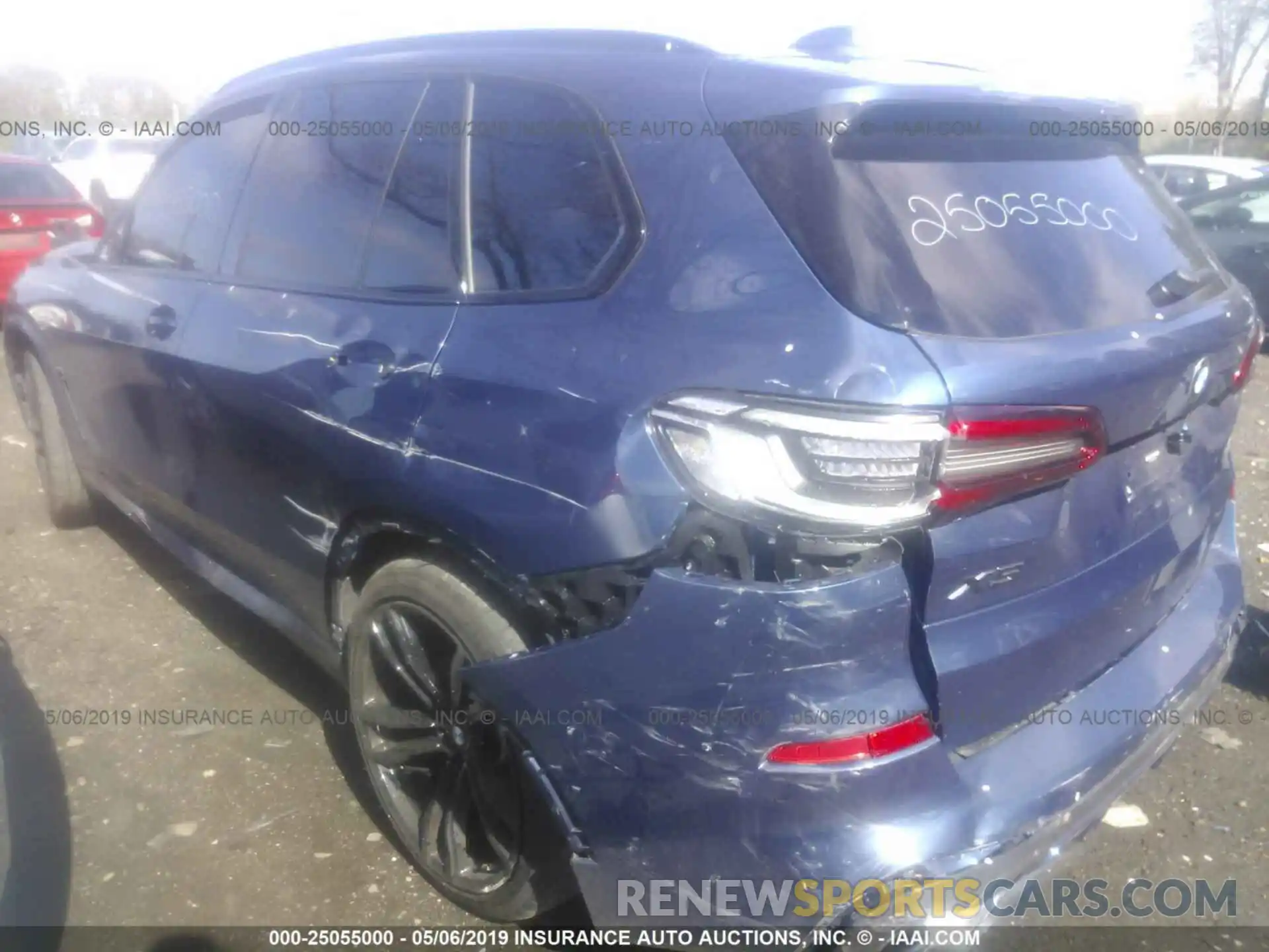 6 Photograph of a damaged car 5UXCR6C54KLK87632 BMW X5 2019