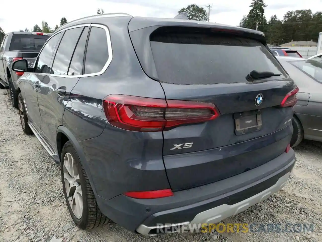 3 Photograph of a damaged car 5UXCR6C54KLL01898 BMW X5 2019