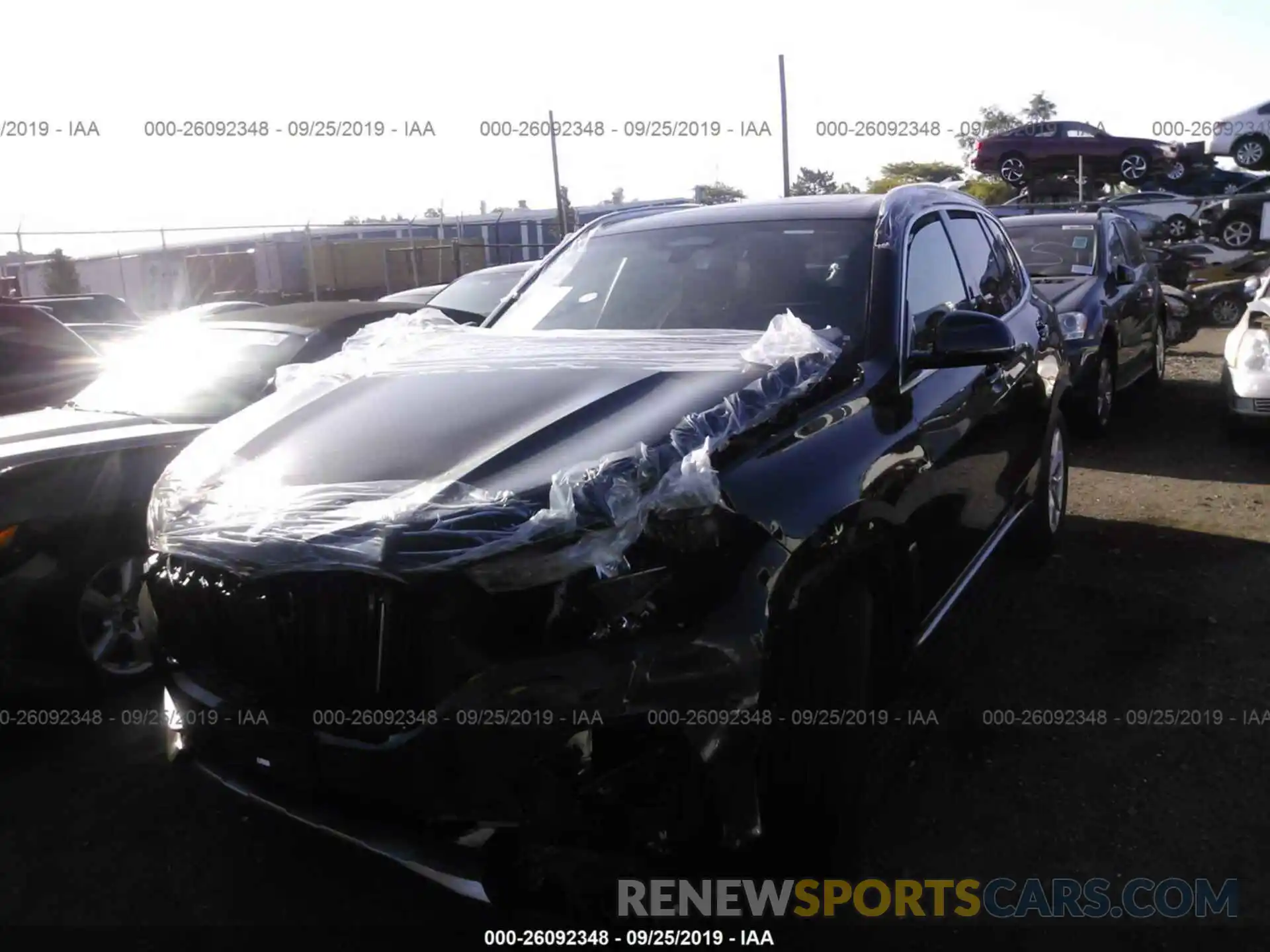 2 Фотография поврежденного автомобиля 5UXCR6C54KLL03120 BMW X5 2019