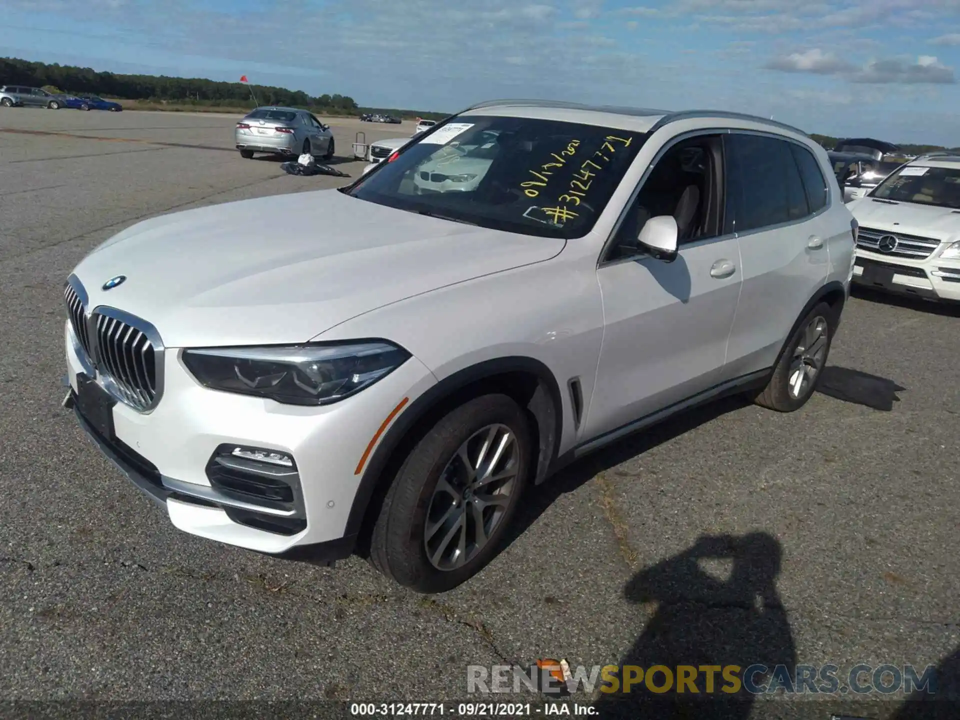 2 Photograph of a damaged car 5UXCR6C54KLL04493 BMW X5 2019