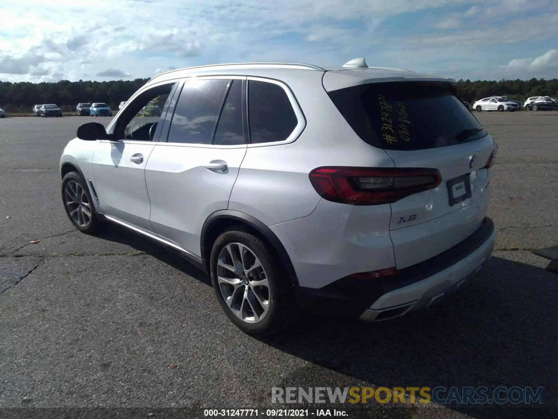 3 Photograph of a damaged car 5UXCR6C54KLL04493 BMW X5 2019