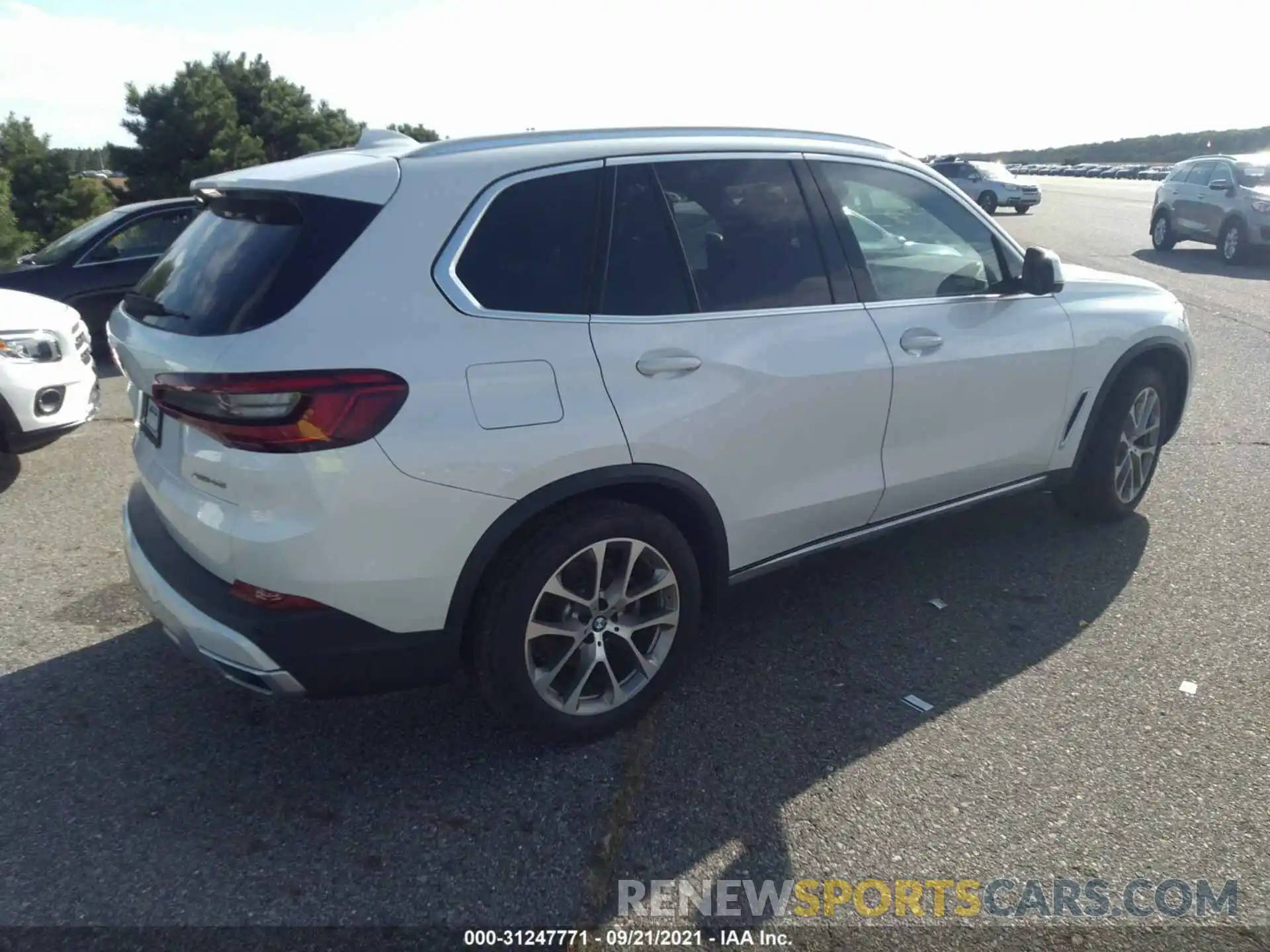 4 Photograph of a damaged car 5UXCR6C54KLL04493 BMW X5 2019