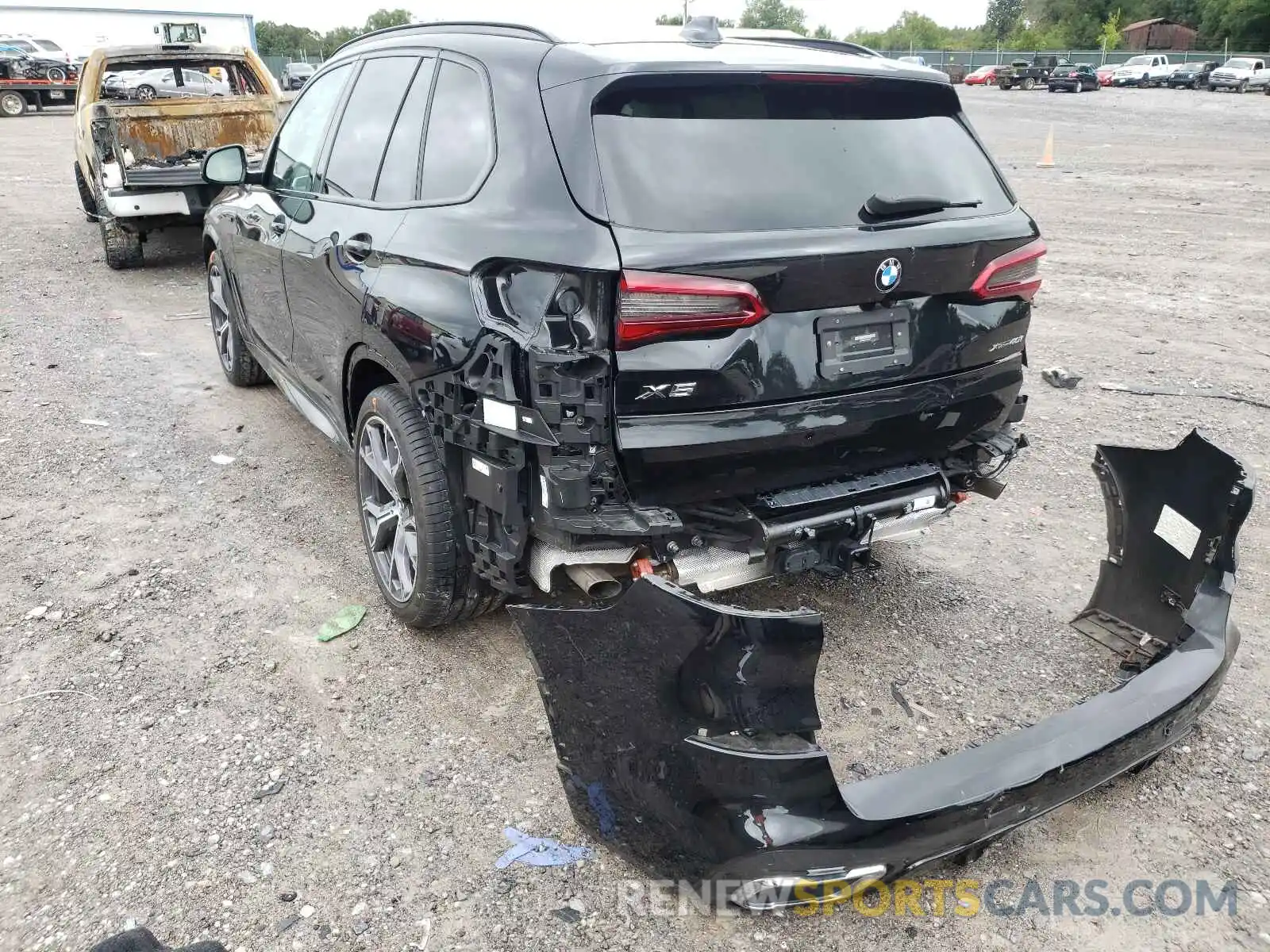 3 Photograph of a damaged car 5UXCR6C54KLL06177 BMW X5 2019