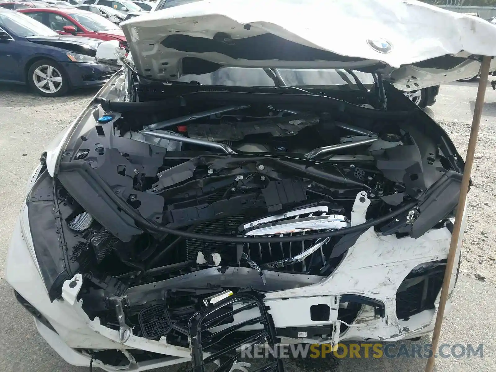 7 Photograph of a damaged car 5UXCR6C54KLL06440 BMW X5 2019