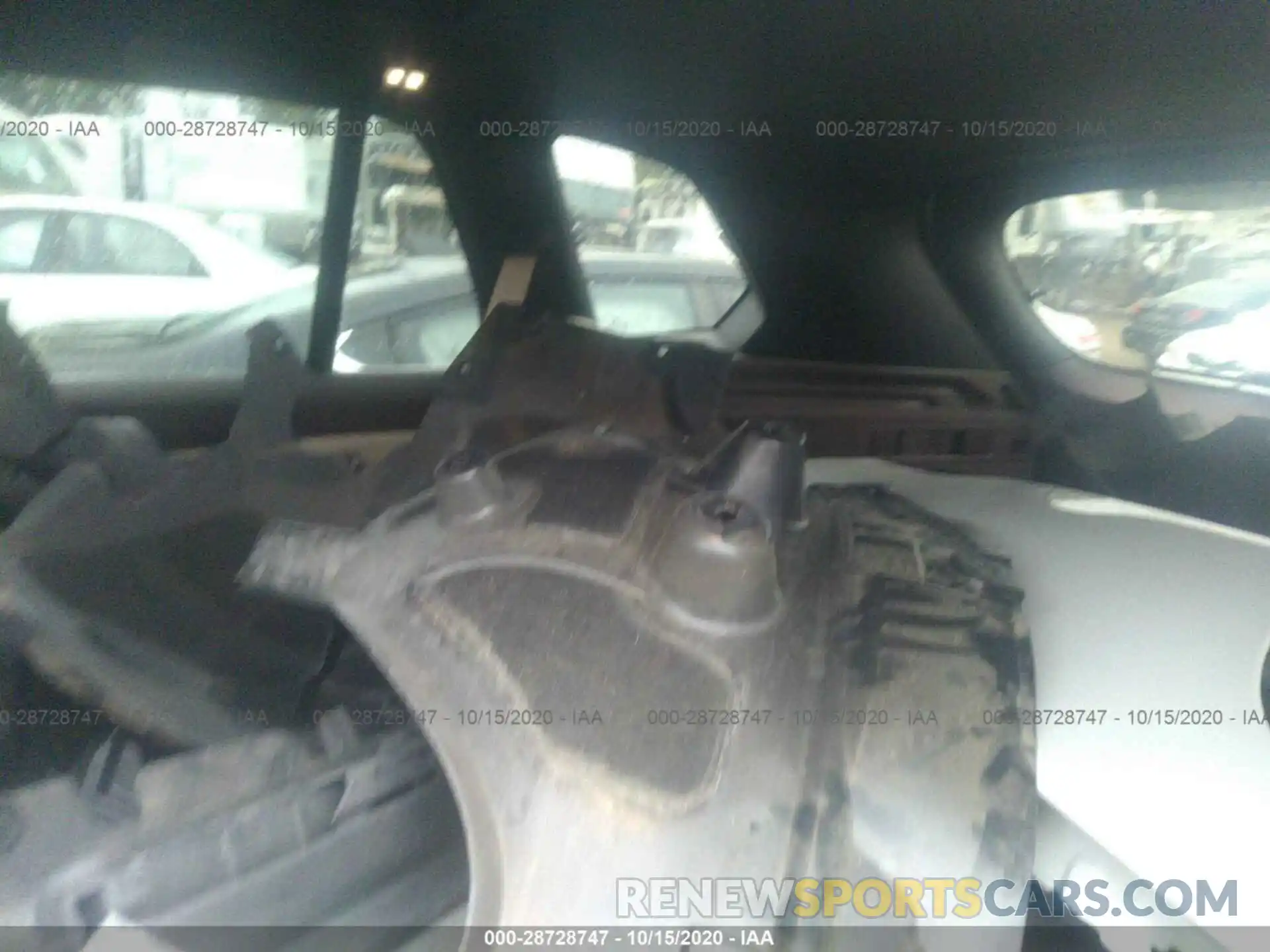 8 Photograph of a damaged car 5UXCR6C54KLL21388 BMW X5 2019