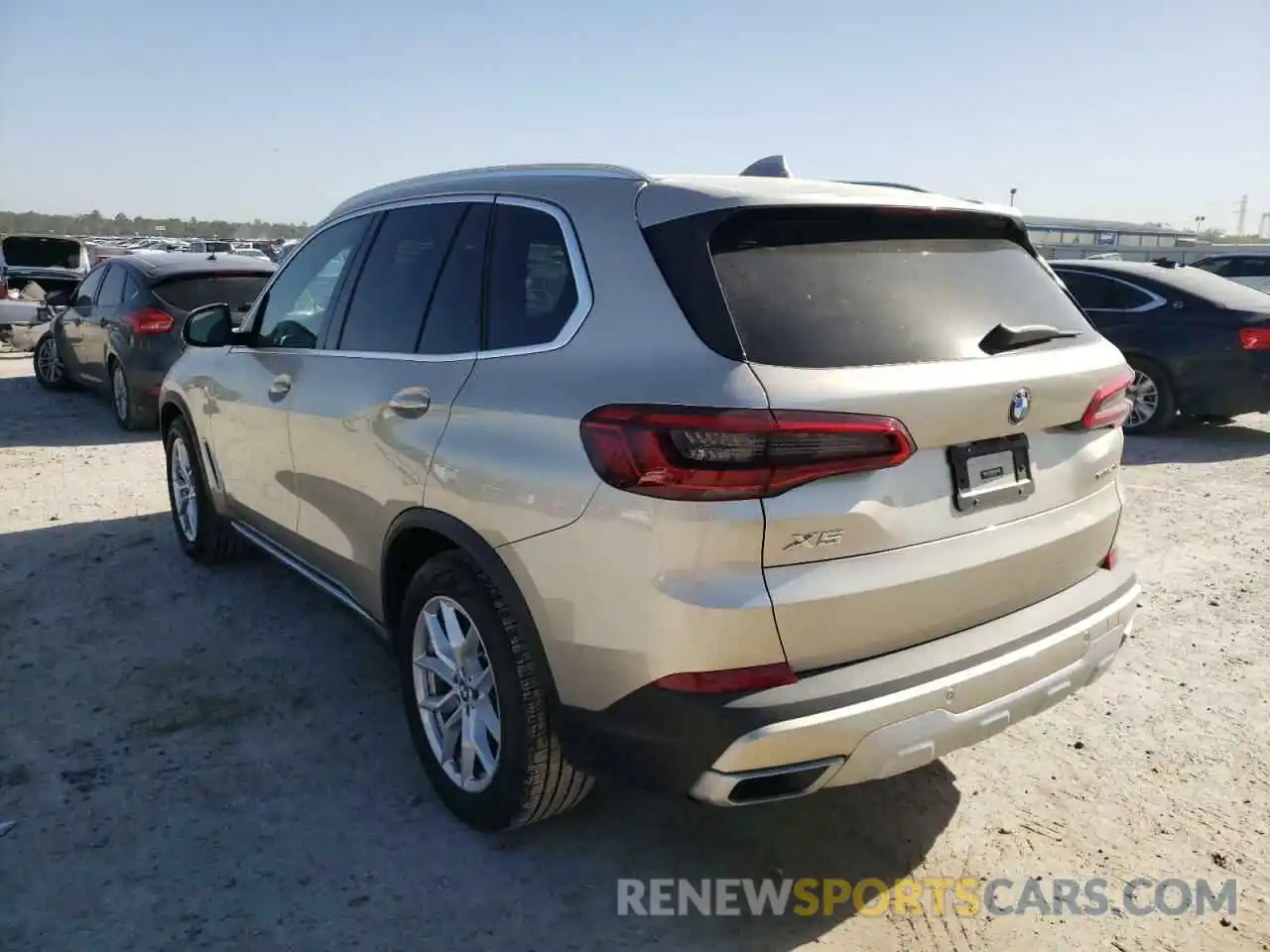 3 Photograph of a damaged car 5UXCR6C54KLL31175 BMW X5 2019