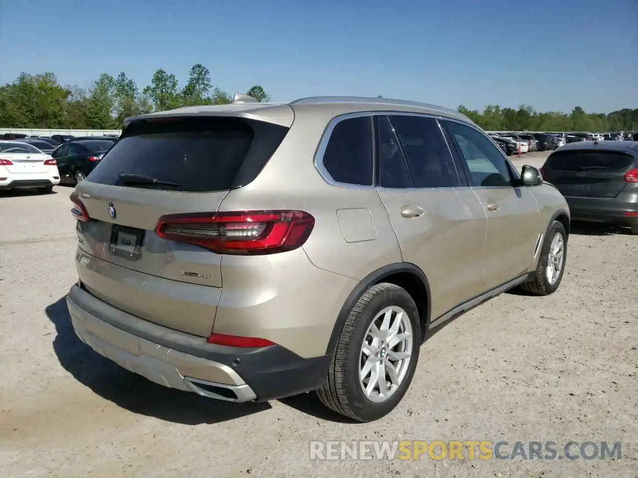 4 Photograph of a damaged car 5UXCR6C54KLL31175 BMW X5 2019