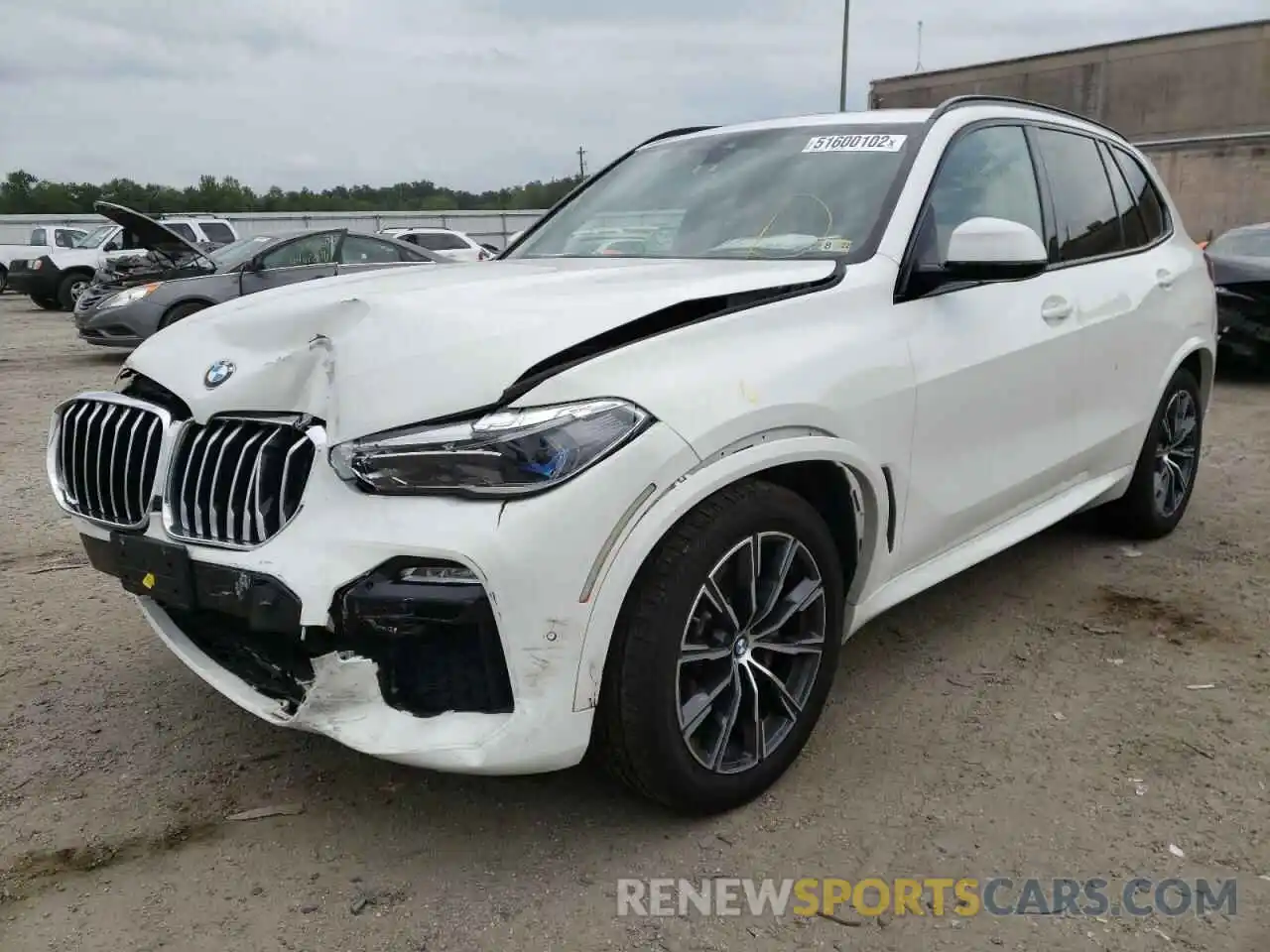 2 Фотография поврежденного автомобиля 5UXCR6C54KLL36604 BMW X5 2019