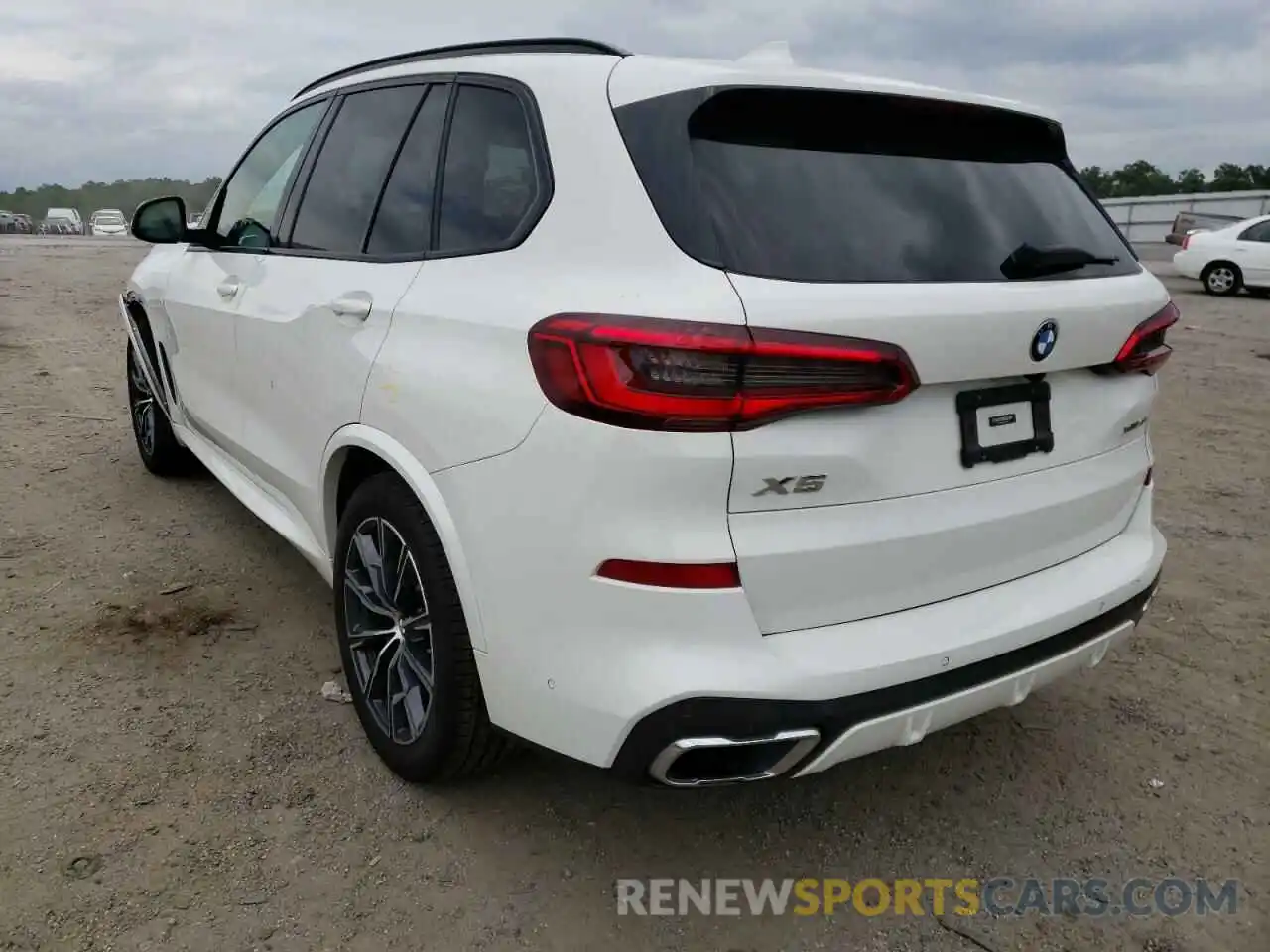 3 Фотография поврежденного автомобиля 5UXCR6C54KLL36604 BMW X5 2019