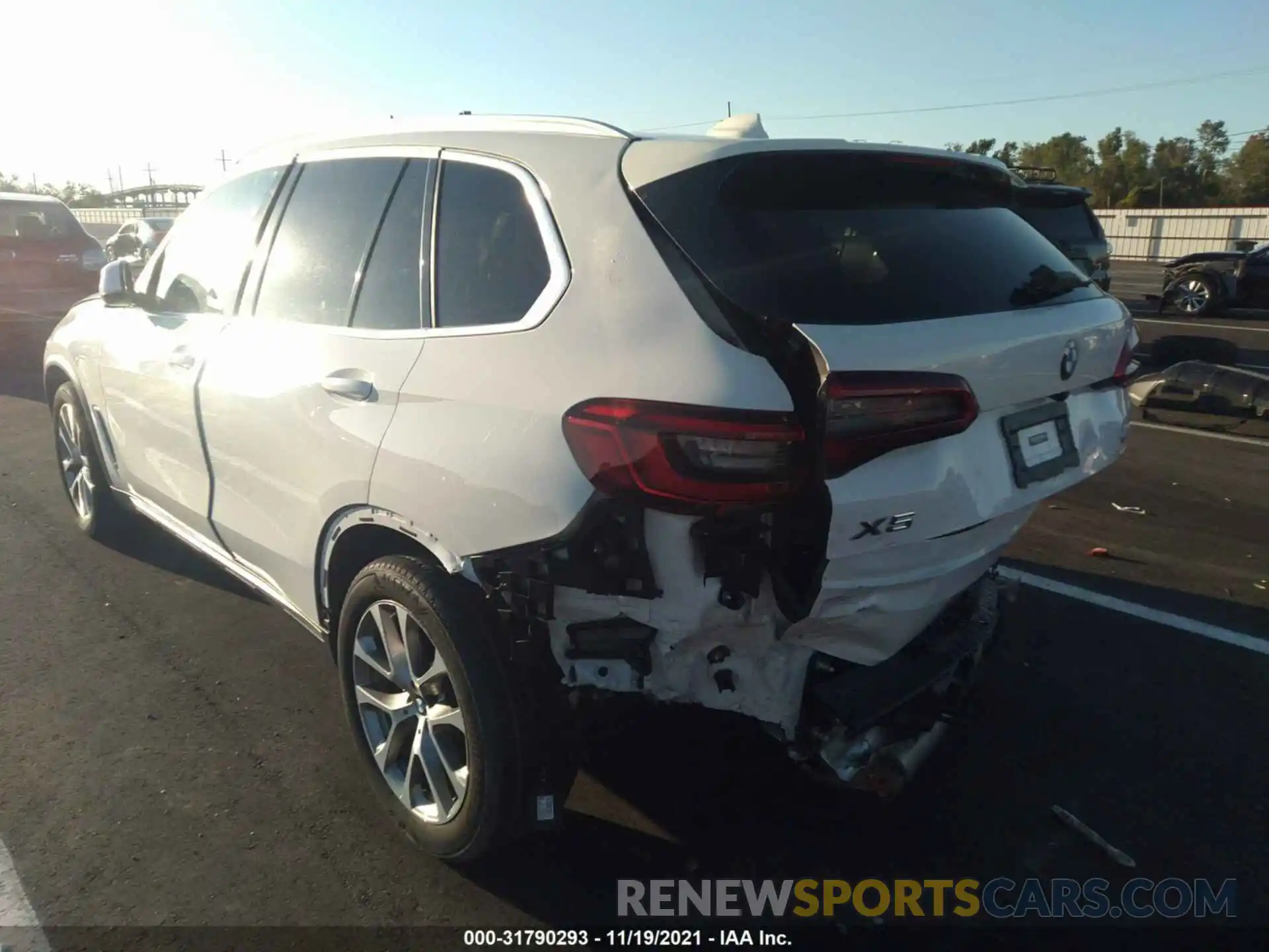 3 Photograph of a damaged car 5UXCR6C54KLL37767 BMW X5 2019