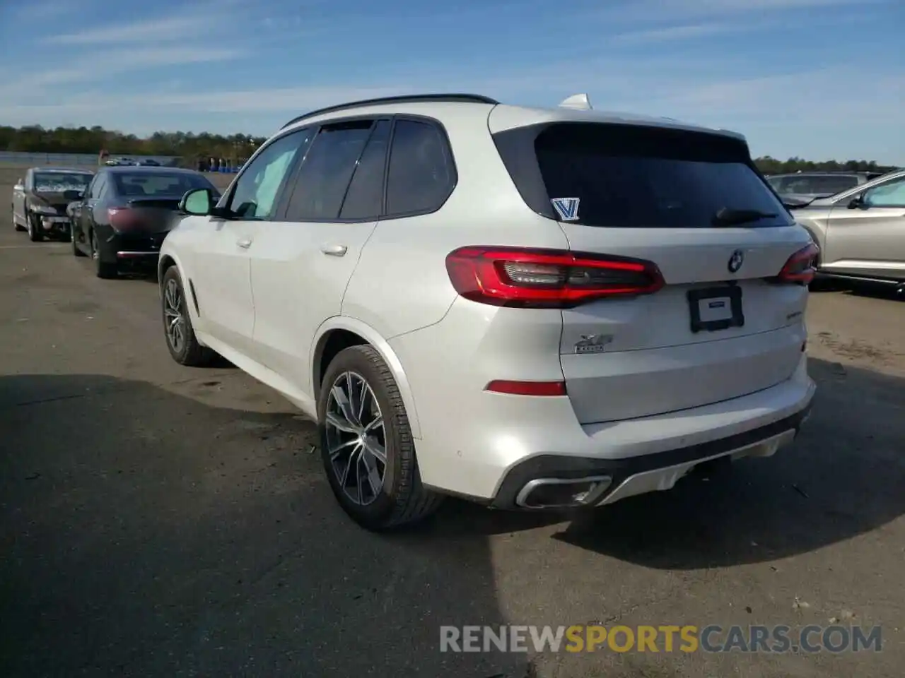 3 Photograph of a damaged car 5UXCR6C54KLL53760 BMW X5 2019