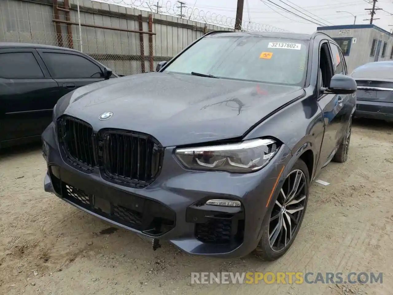 2 Photograph of a damaged car 5UXCR6C54KLL60613 BMW X5 2019