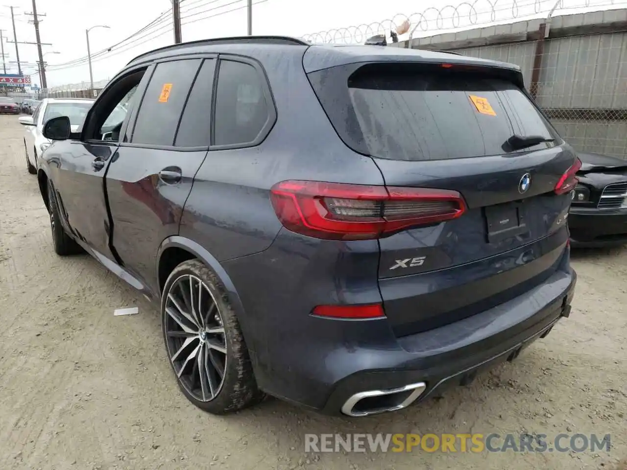 3 Photograph of a damaged car 5UXCR6C54KLL60613 BMW X5 2019