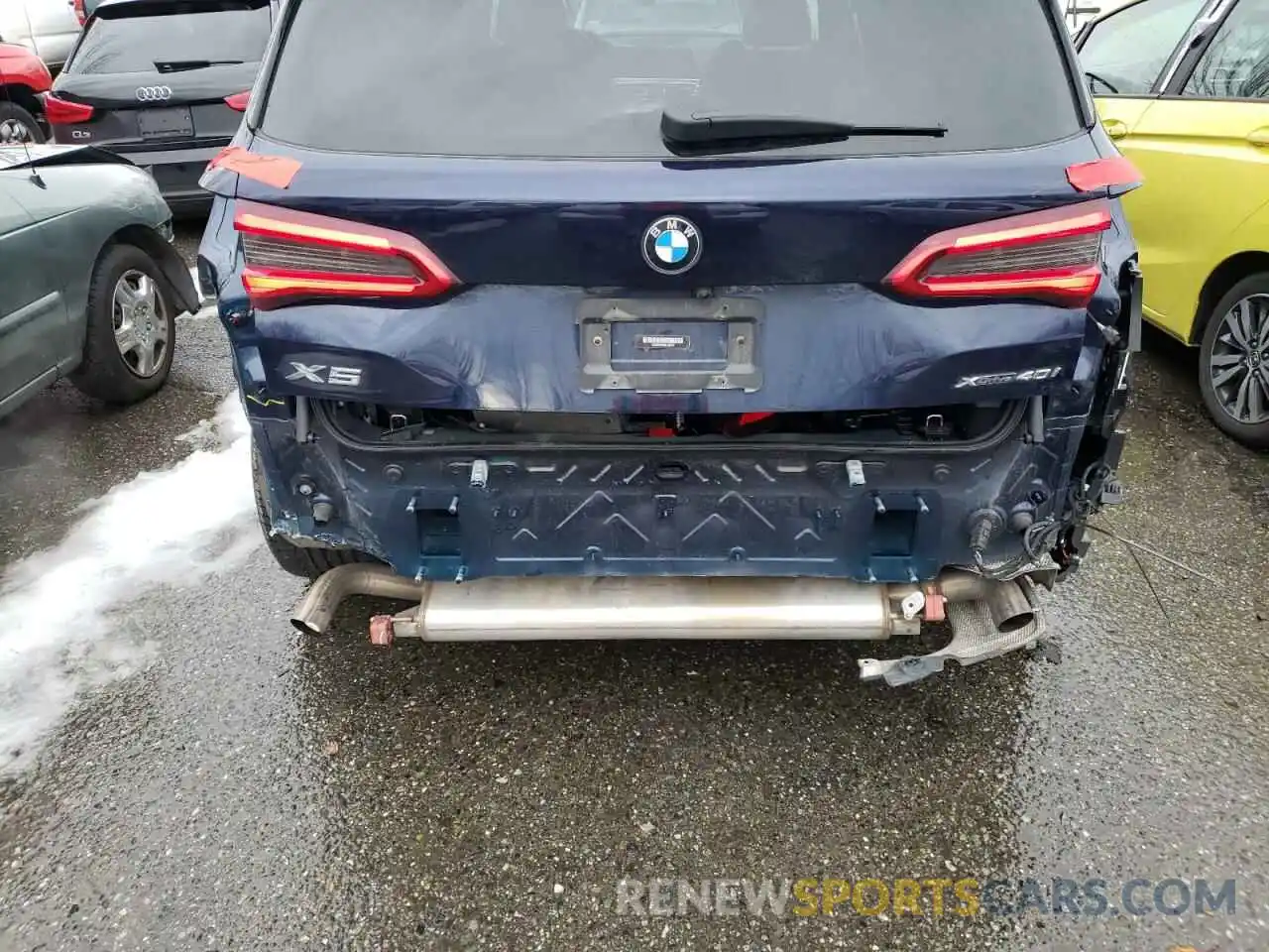 9 Photograph of a damaged car 5UXCR6C54KLL61079 BMW X5 2019