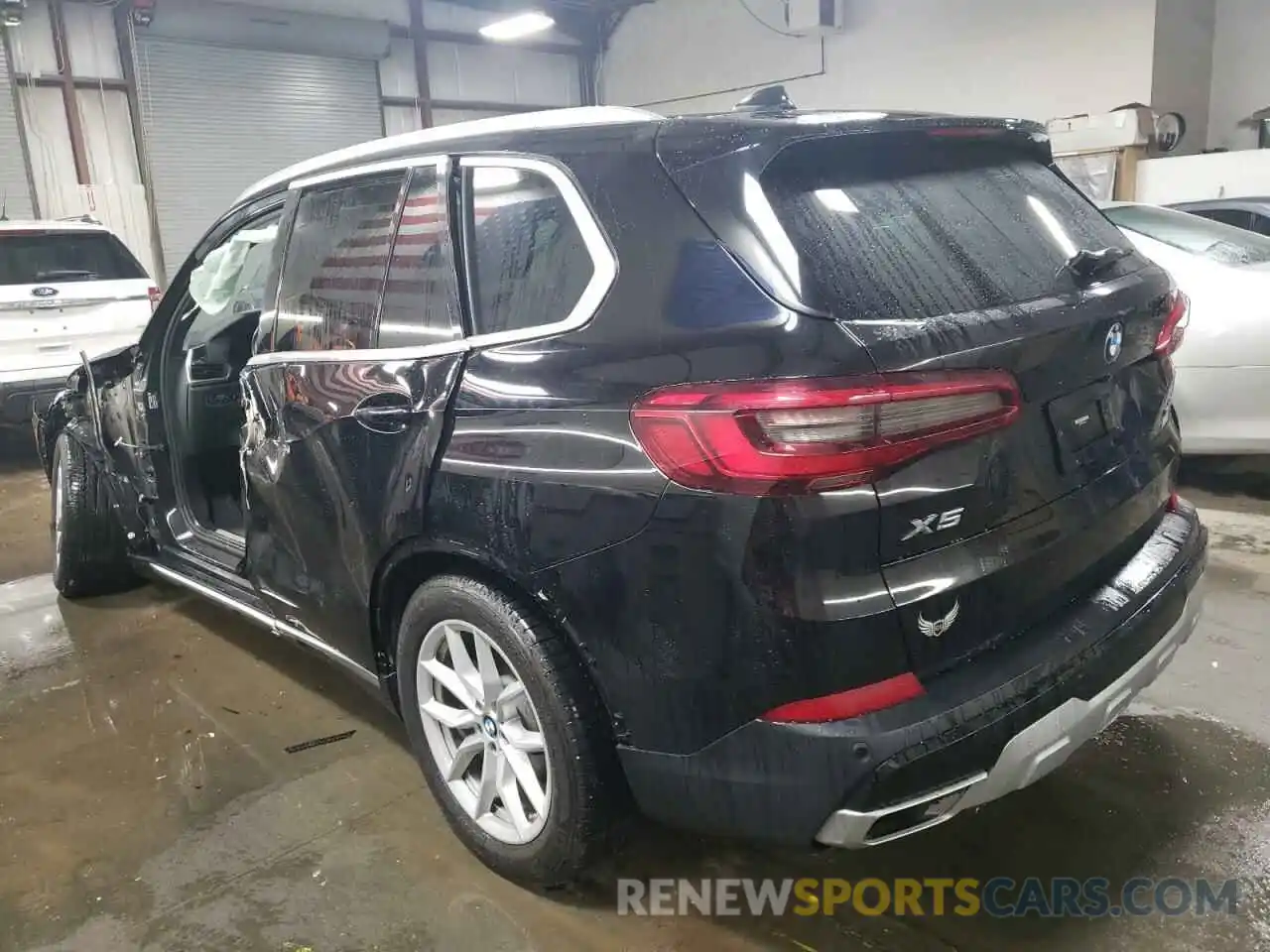 2 Photograph of a damaged car 5UXCR6C55KLK79801 BMW X5 2019