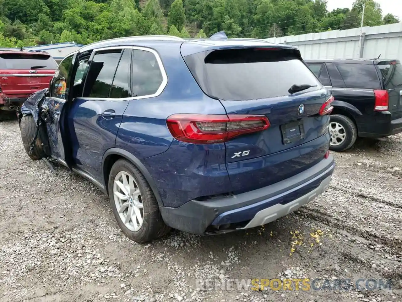 3 Photograph of a damaged car 5UXCR6C55KLK79958 BMW X5 2019