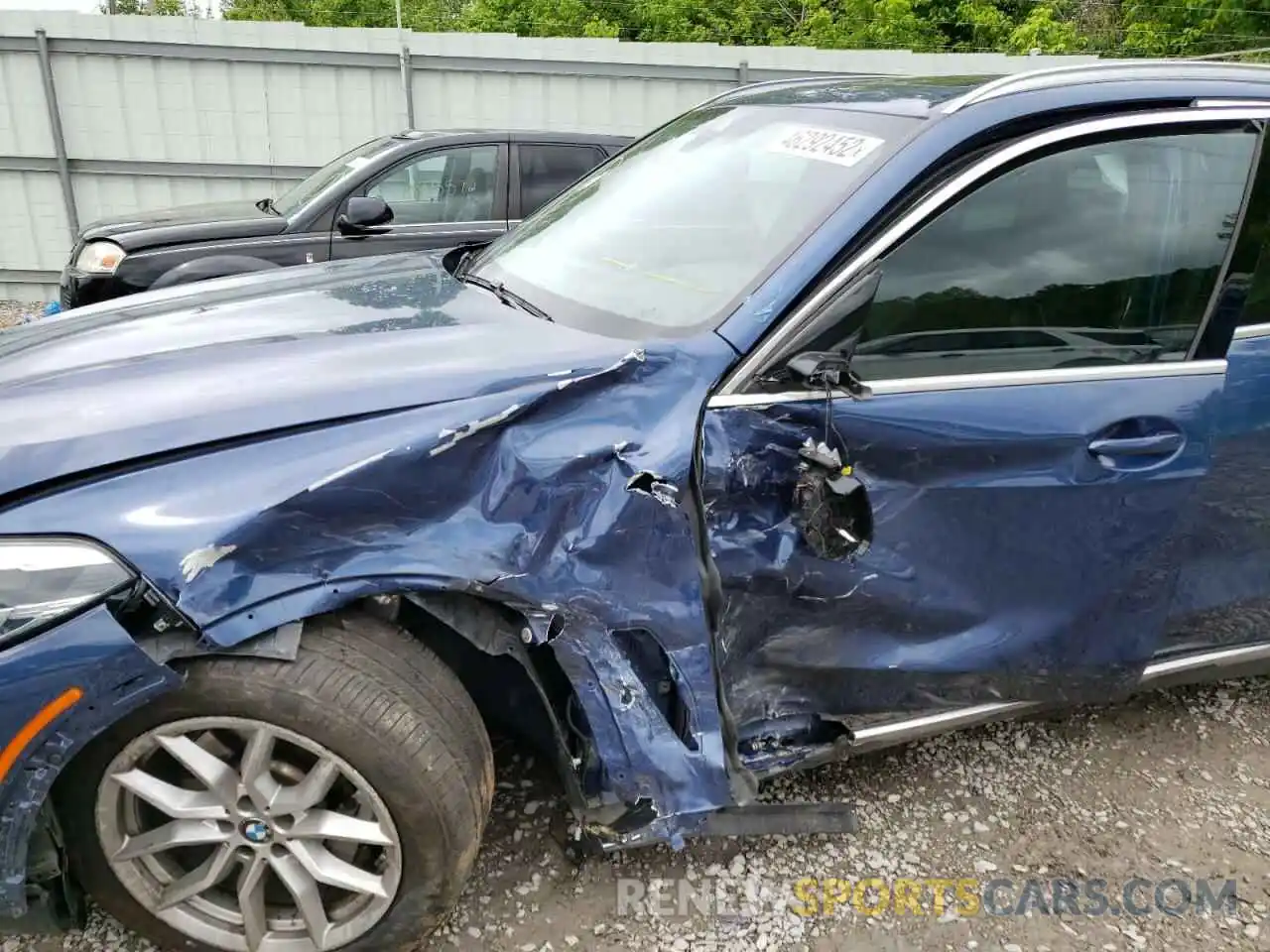 9 Photograph of a damaged car 5UXCR6C55KLK79958 BMW X5 2019