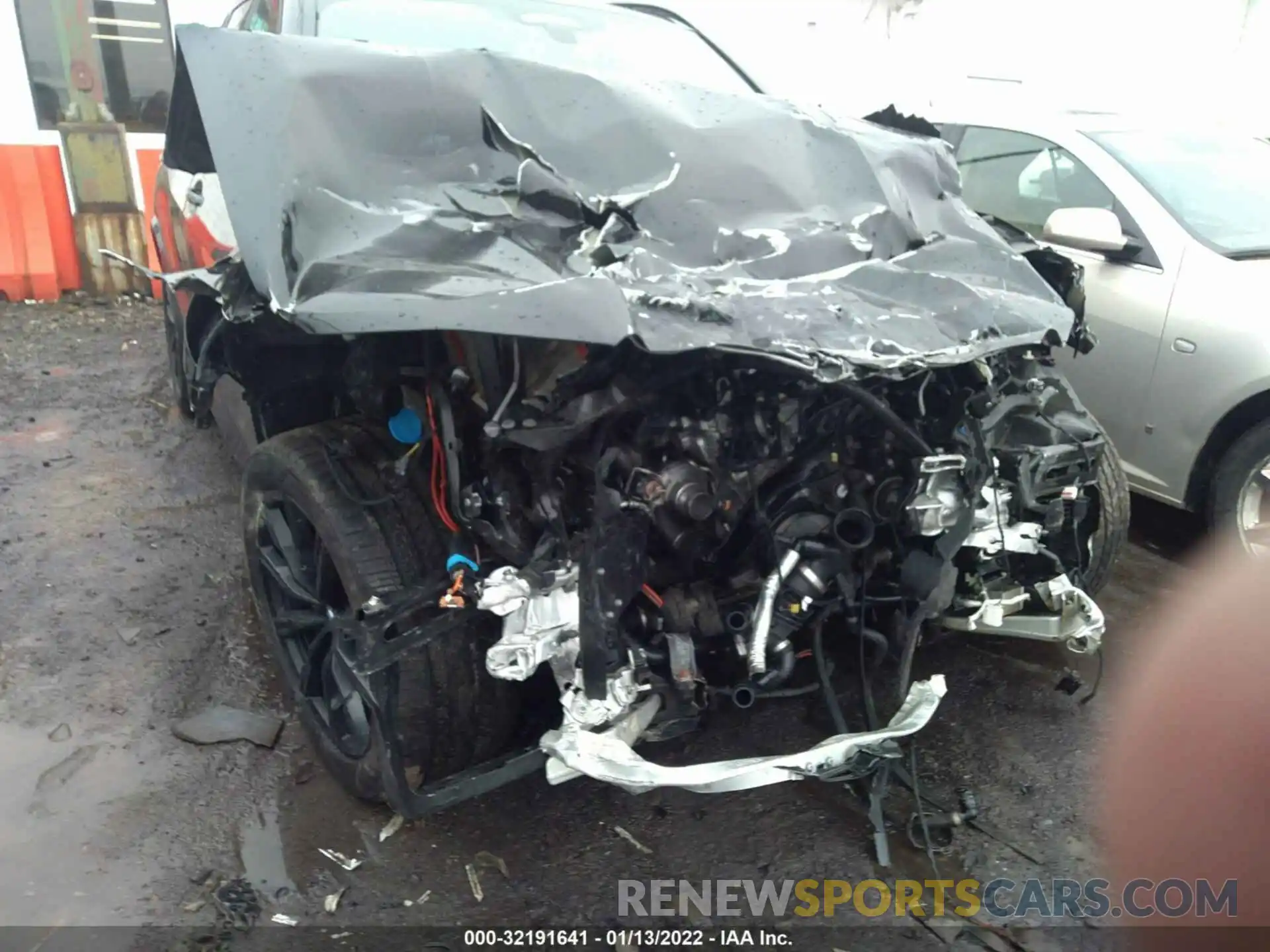 6 Photograph of a damaged car 5UXCR6C55KLK80575 BMW X5 2019