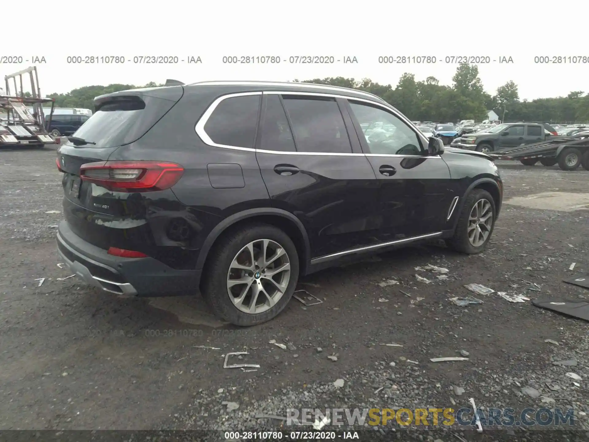 4 Photograph of a damaged car 5UXCR6C55KLK83444 BMW X5 2019