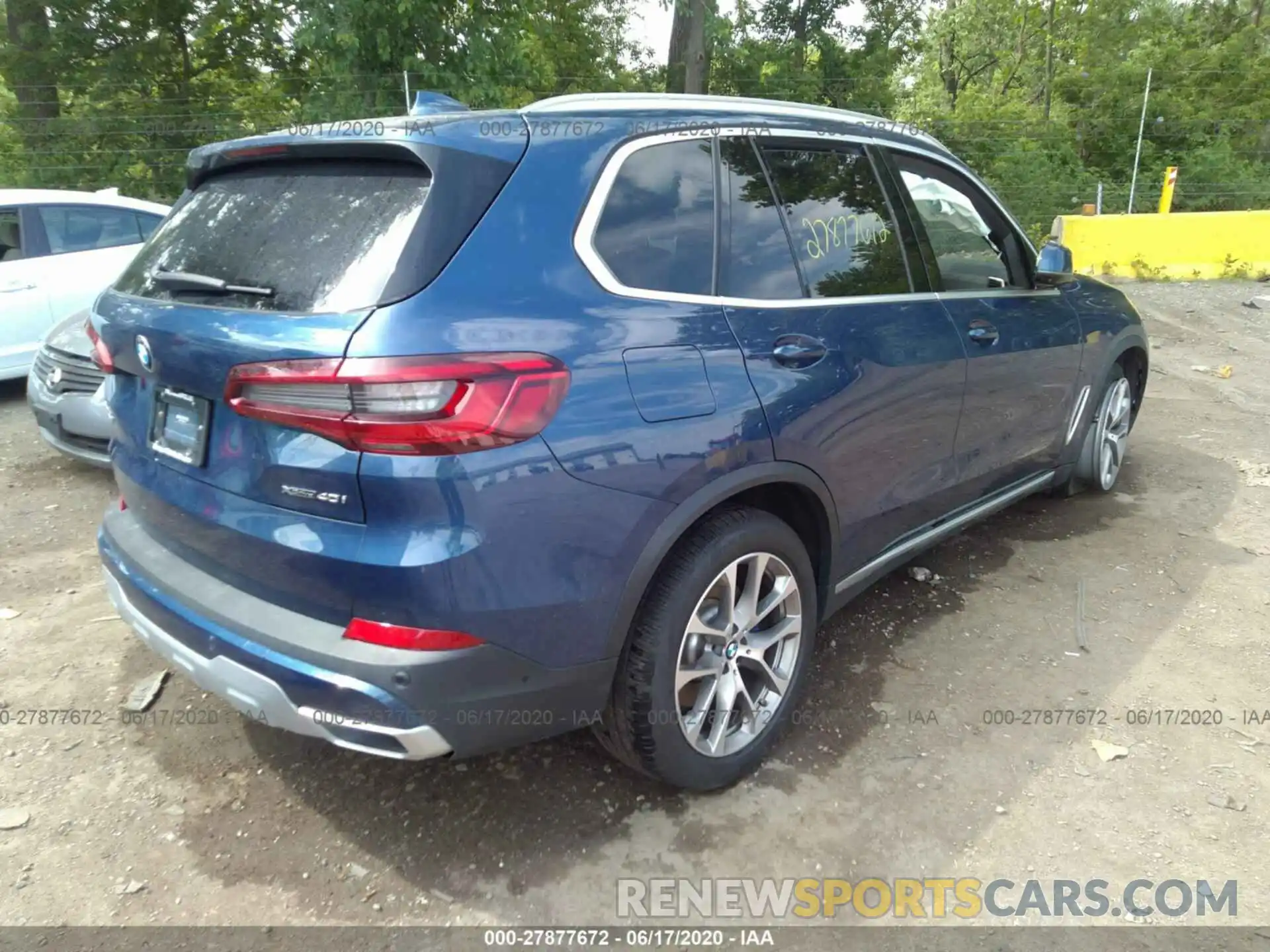 4 Photograph of a damaged car 5UXCR6C55KLK85307 BMW X5 2019