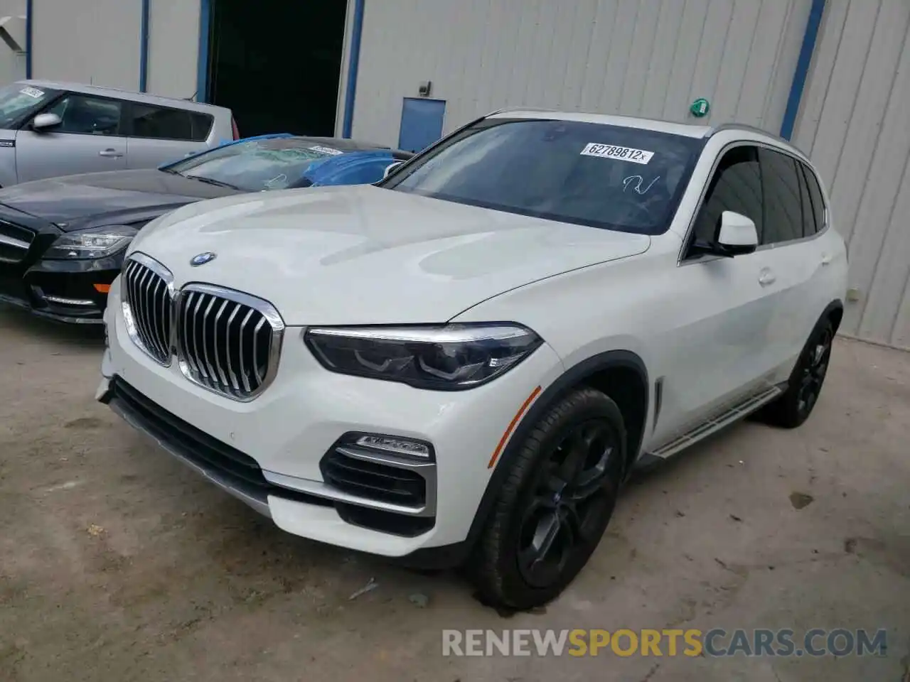 2 Photograph of a damaged car 5UXCR6C55KLK85582 BMW X5 2019