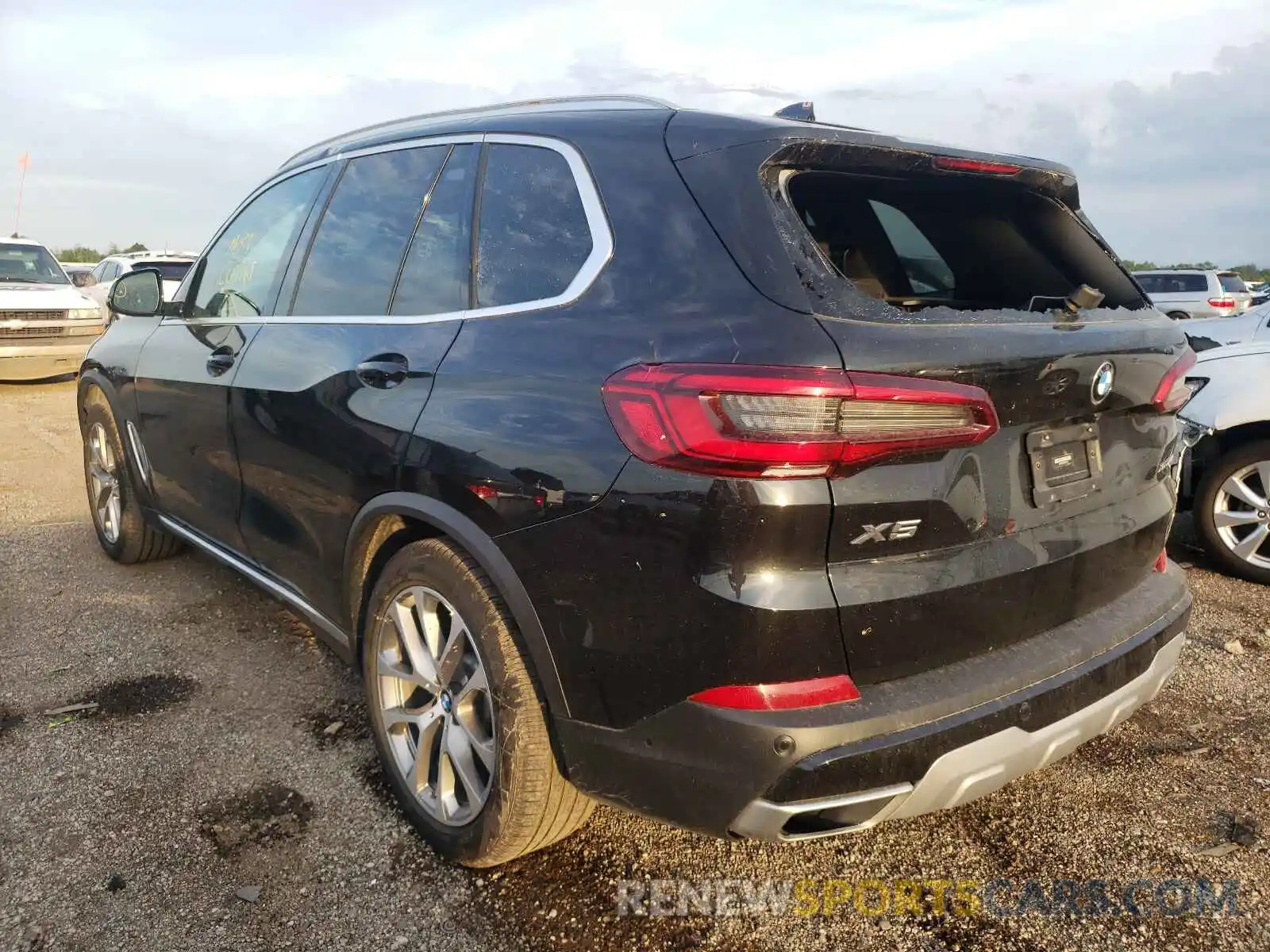 3 Photograph of a damaged car 5UXCR6C55KLK87770 BMW X5 2019