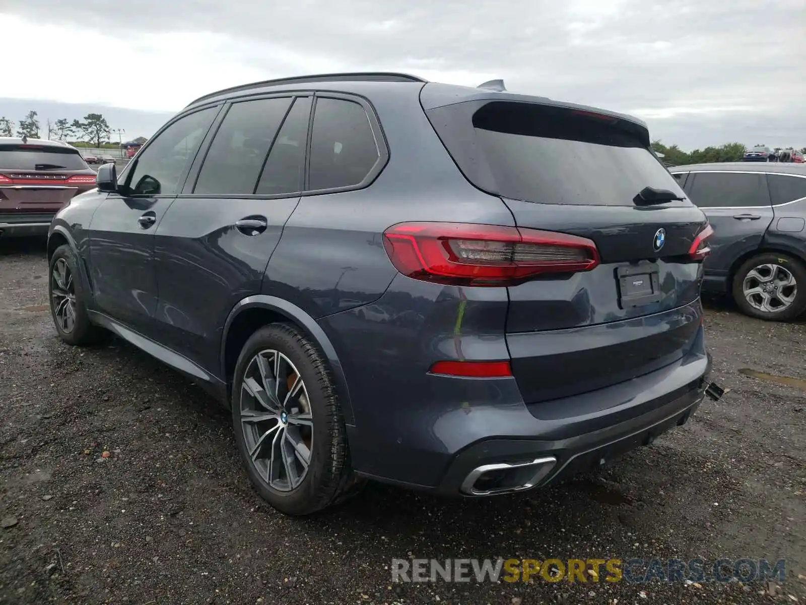 3 Photograph of a damaged car 5UXCR6C55KLL06057 BMW X5 2019