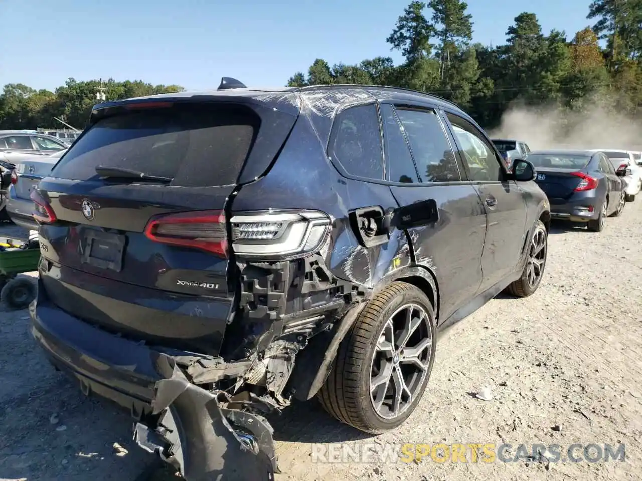 4 Photograph of a damaged car 5UXCR6C55KLL07516 BMW X5 2019