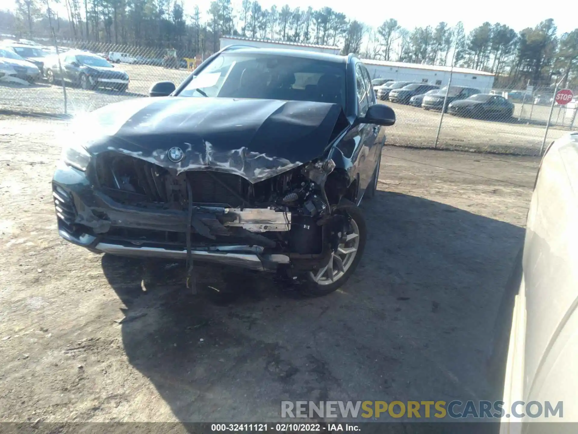 2 Photograph of a damaged car 5UXCR6C55KLL09167 BMW X5 2019