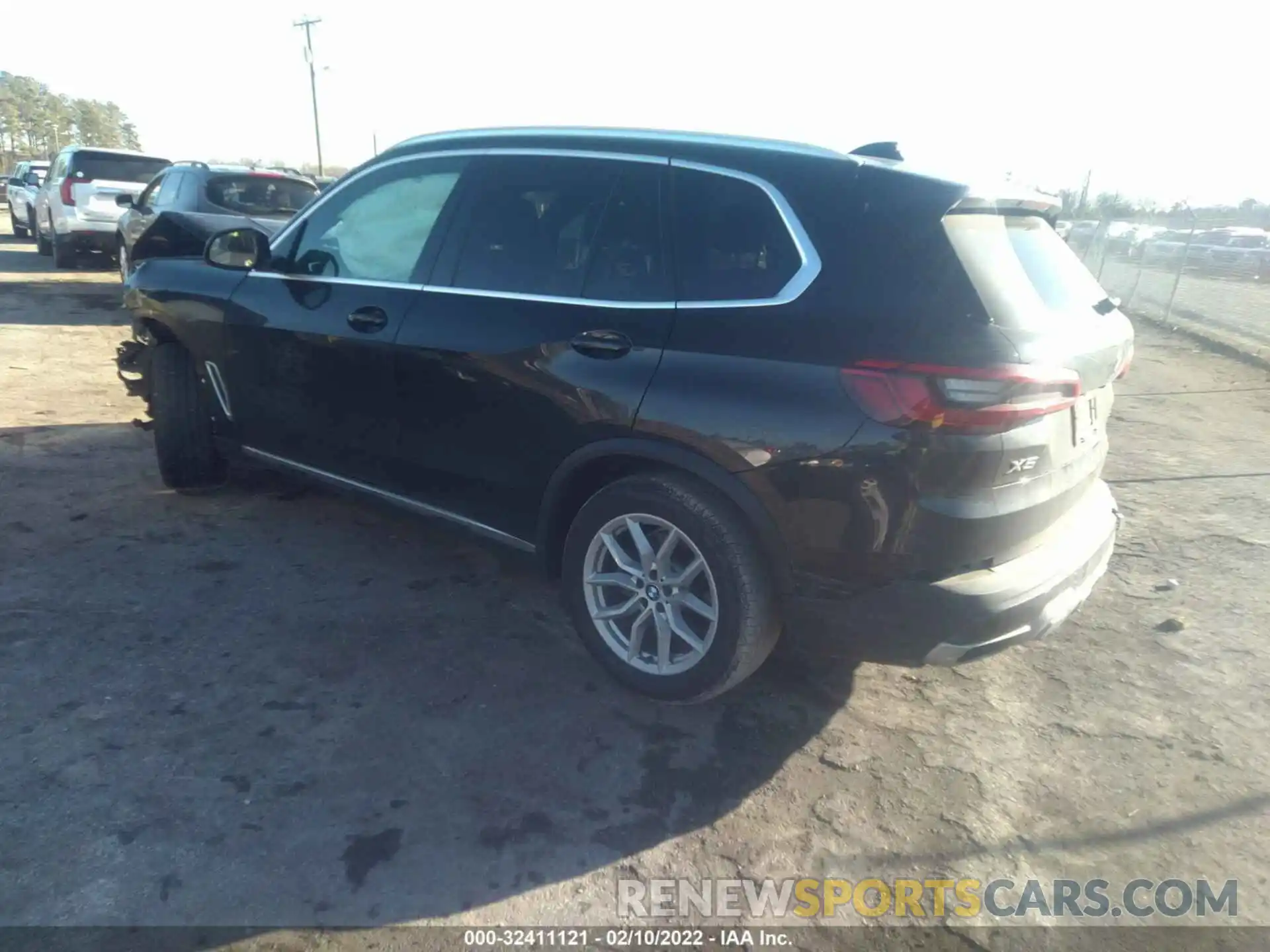 3 Photograph of a damaged car 5UXCR6C55KLL09167 BMW X5 2019