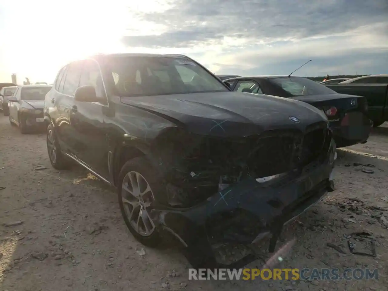 1 Photograph of a damaged car 5UXCR6C55KLL11128 BMW X5 2019