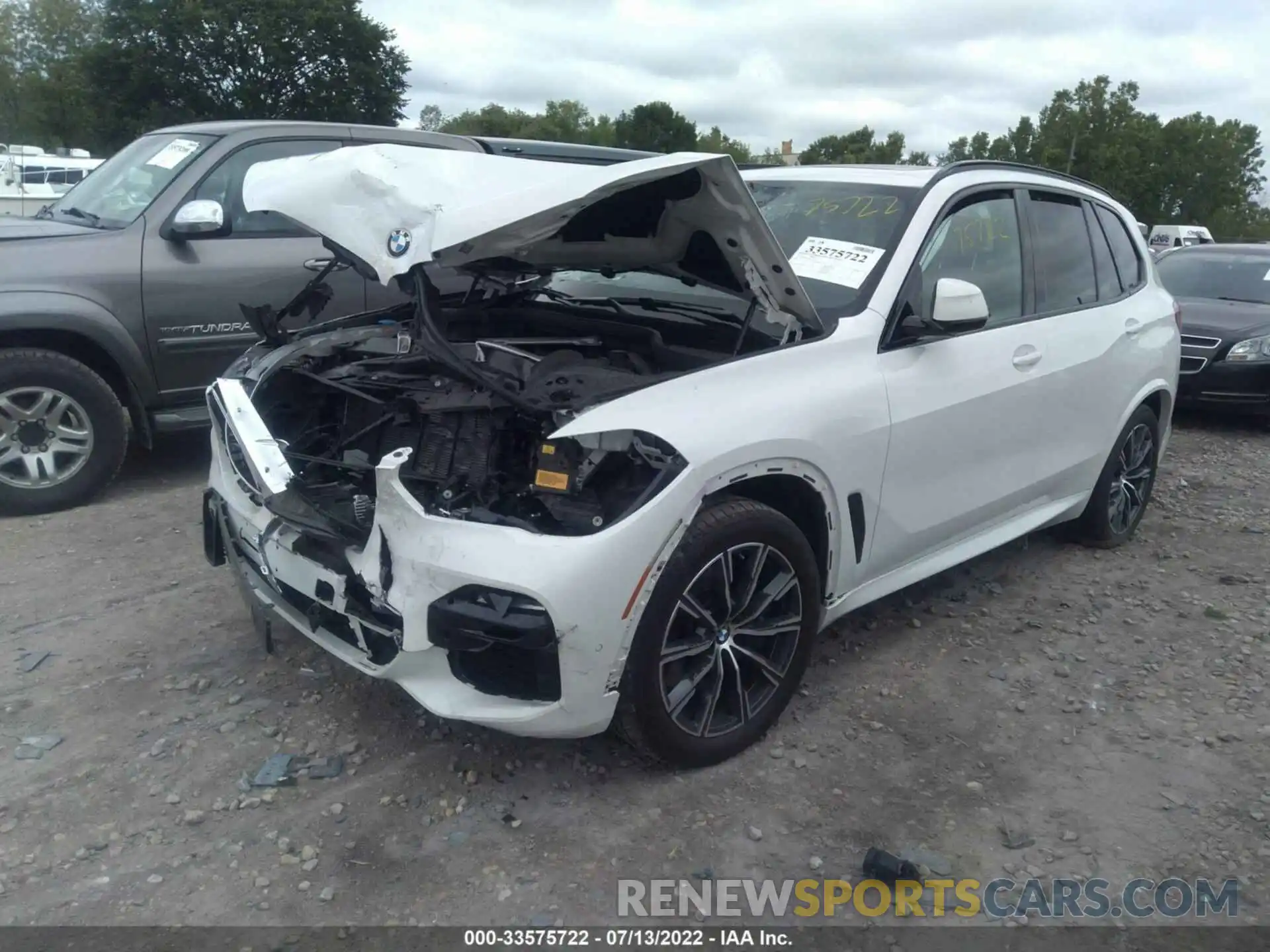 2 Photograph of a damaged car 5UXCR6C55KLL13039 BMW X5 2019