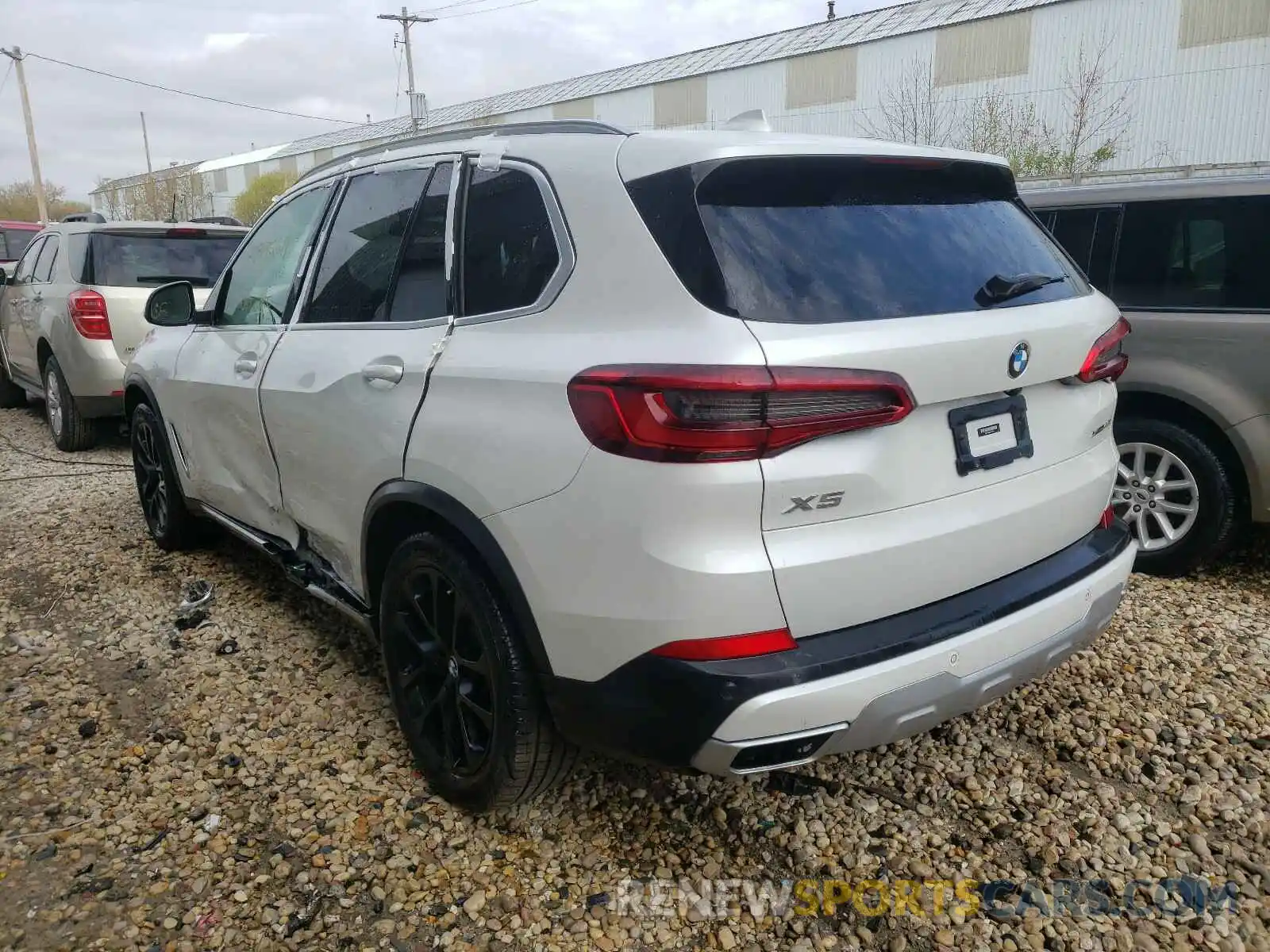 3 Photograph of a damaged car 5UXCR6C55KLL21626 BMW X5 2019
