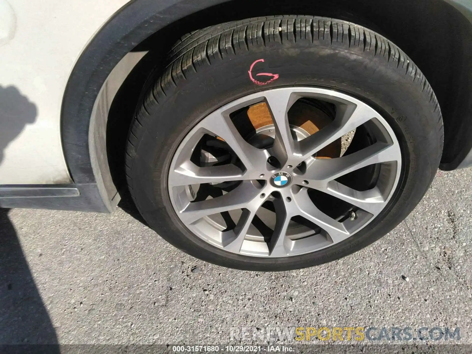 13 Photograph of a damaged car 5UXCR6C55KLL21769 BMW X5 2019