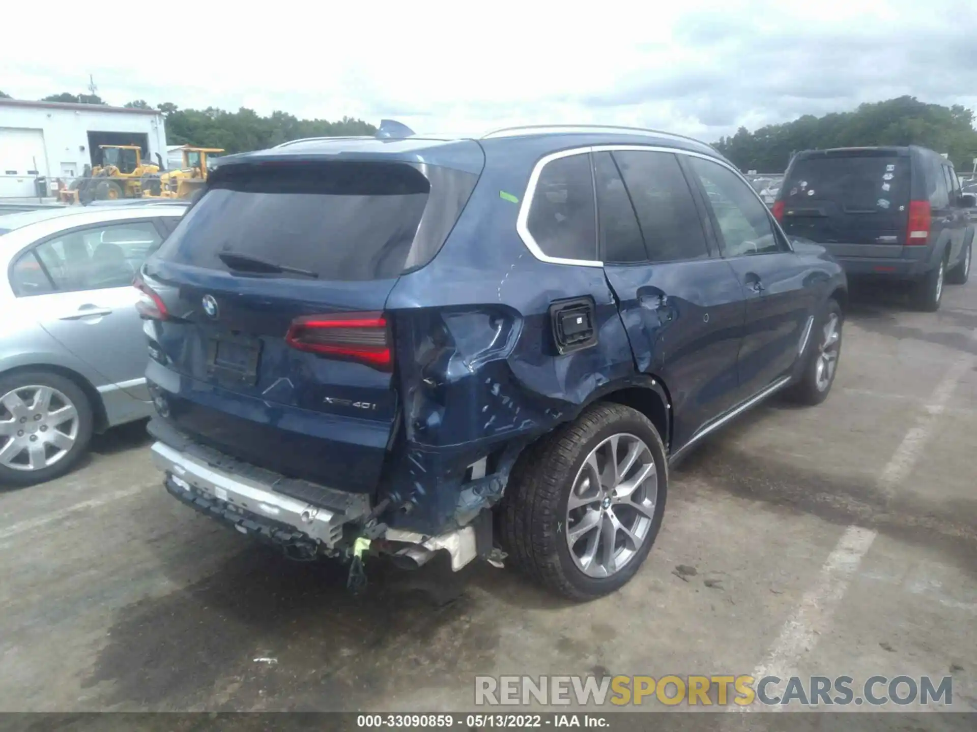 4 Photograph of a damaged car 5UXCR6C55KLL35221 BMW X5 2019