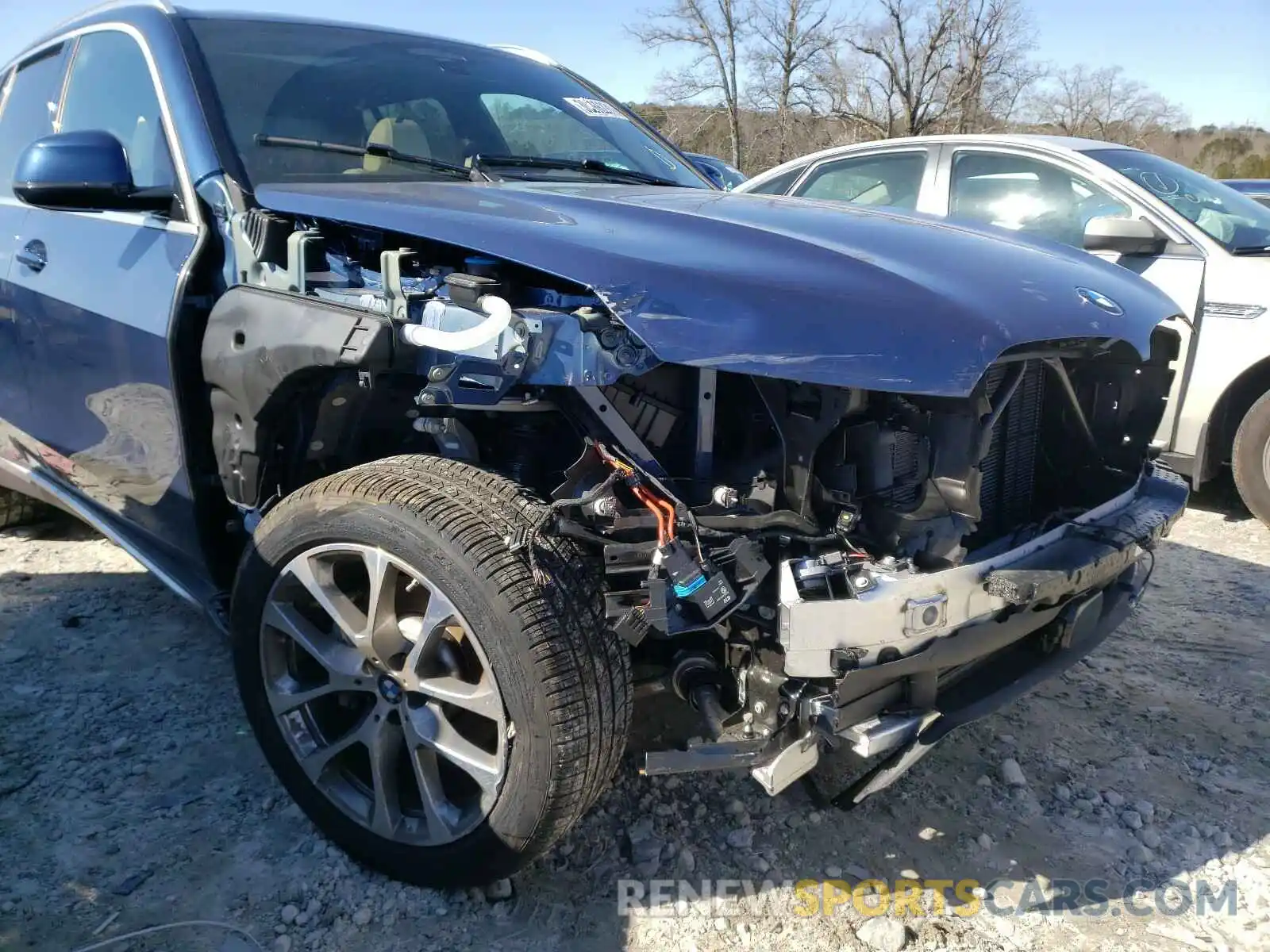 9 Photograph of a damaged car 5UXCR6C55KLL36384 BMW X5 2019