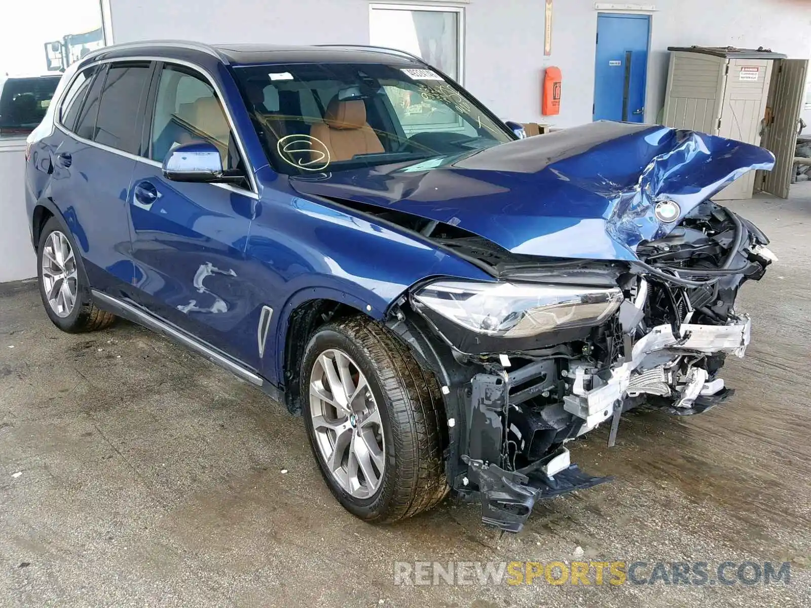 1 Photograph of a damaged car 5UXCR6C55KLL36630 BMW X5 2019